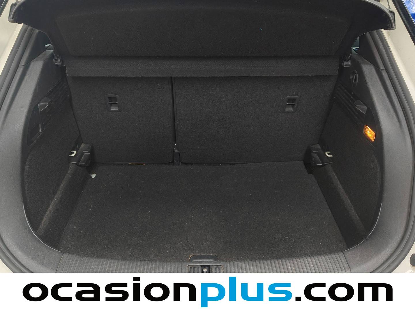 Fotos maletero Audi A1 Audi A1 Sportback Ambition 1.6 TDI (90 CV) S tronic Pack S-Line