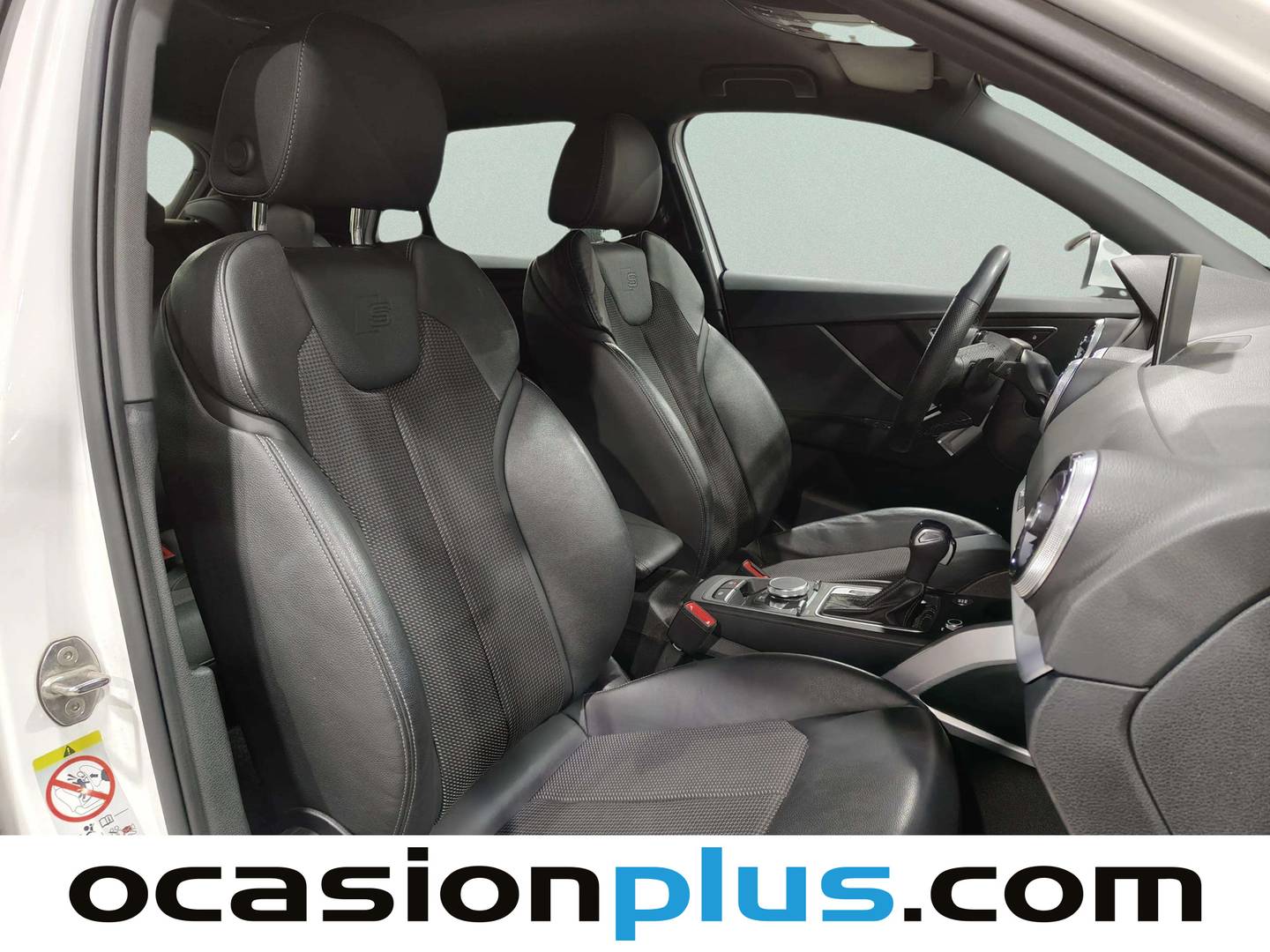 Foto Audi Q2 Audi Q2 Adrenalin 30 TDI (116 CV) S tronic Pack S-Line