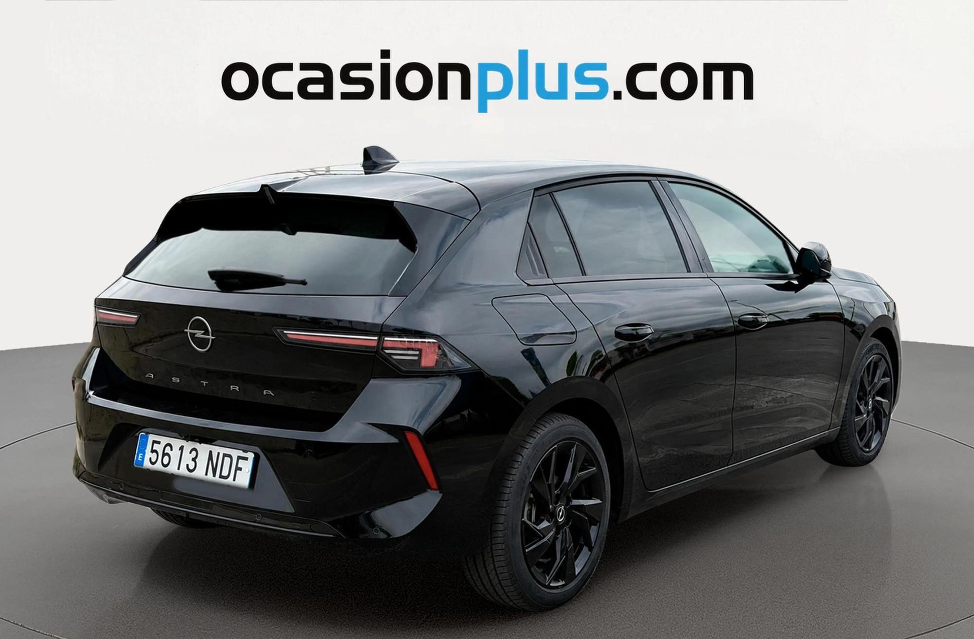 Opel Astra 1.2 Turbo XHT GS - foto 4