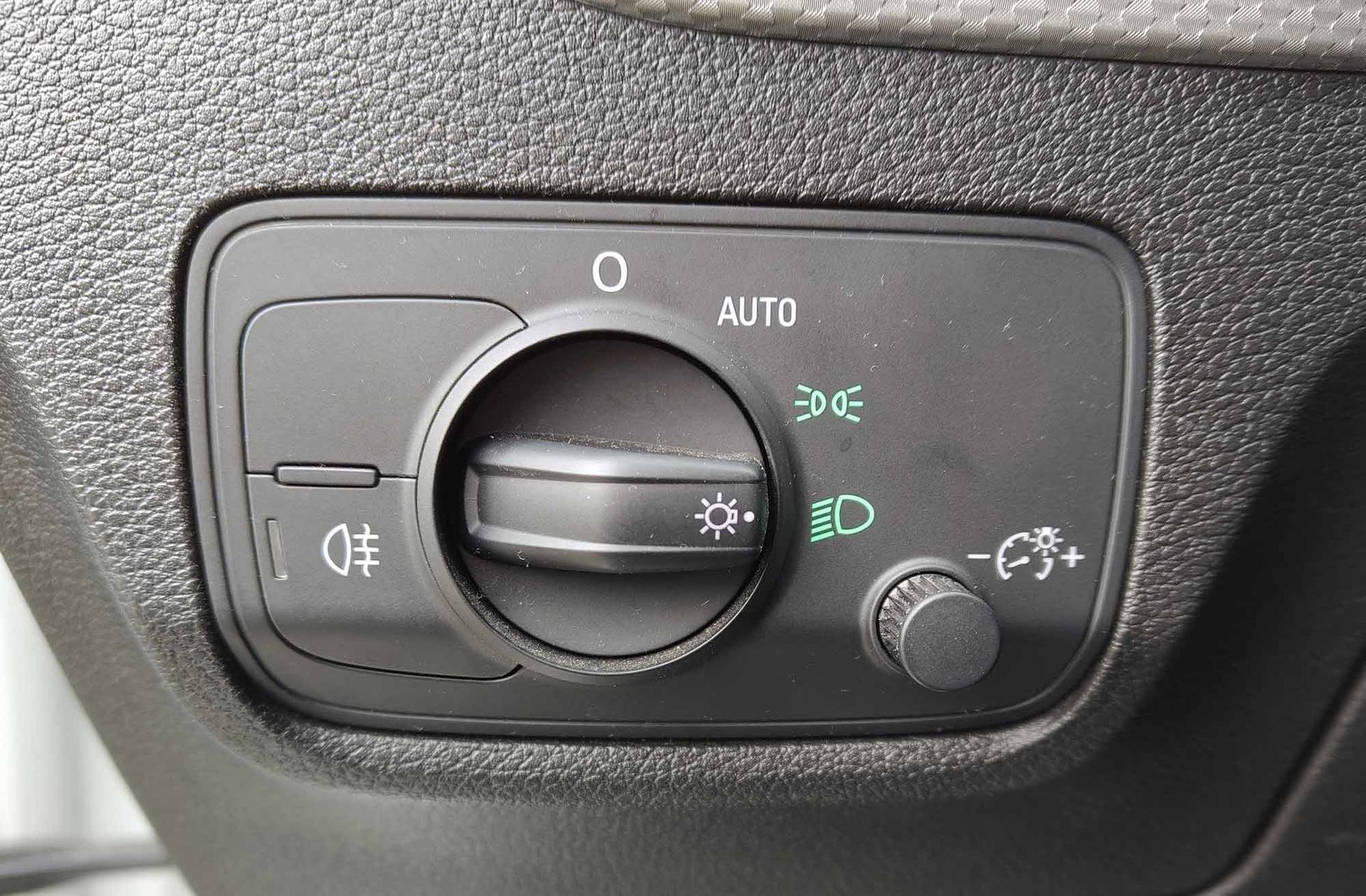 Audi Q2 Advanced 30 TDI - foto 7