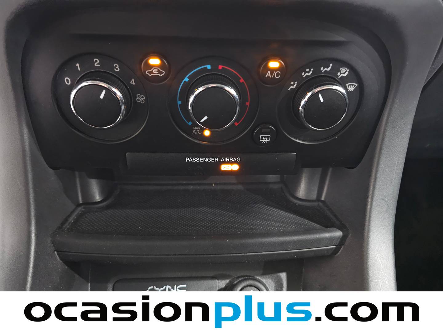 Extras y acabados del Ford Ka+ Ford Ka+ 1.2 Ti-VCT Ultimate (85 CV)