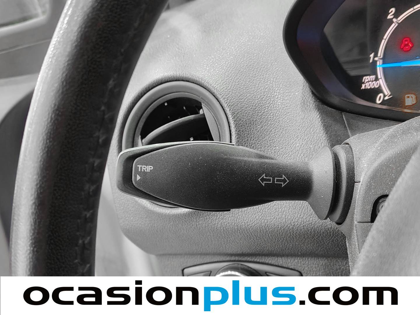 Foto Ford Transit Courier Ford Transit Courier 1.5 TDCI Trend (75 CV)