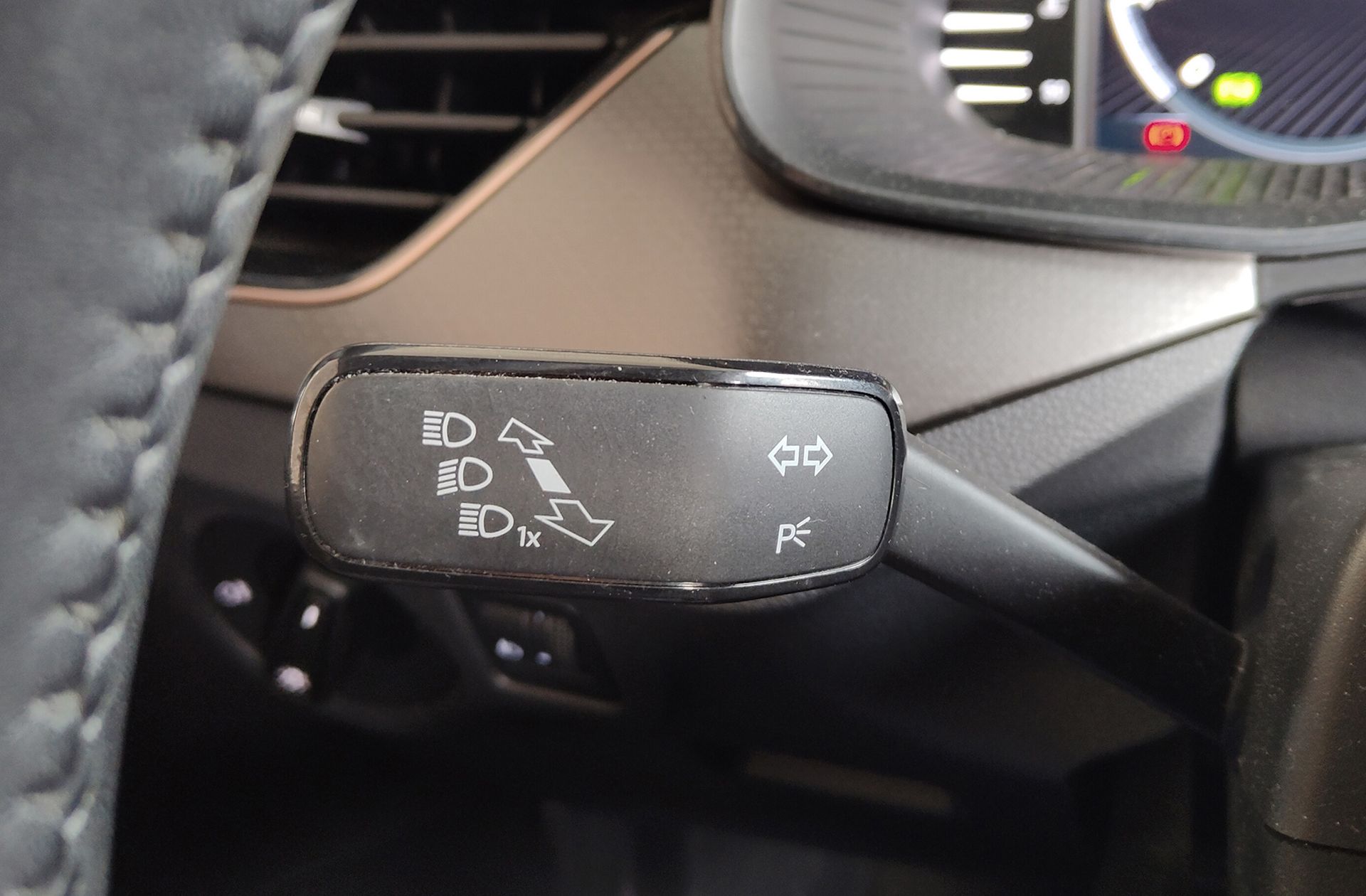 Škoda Kamiq 1.0 TSI Style DSG - foto 24
