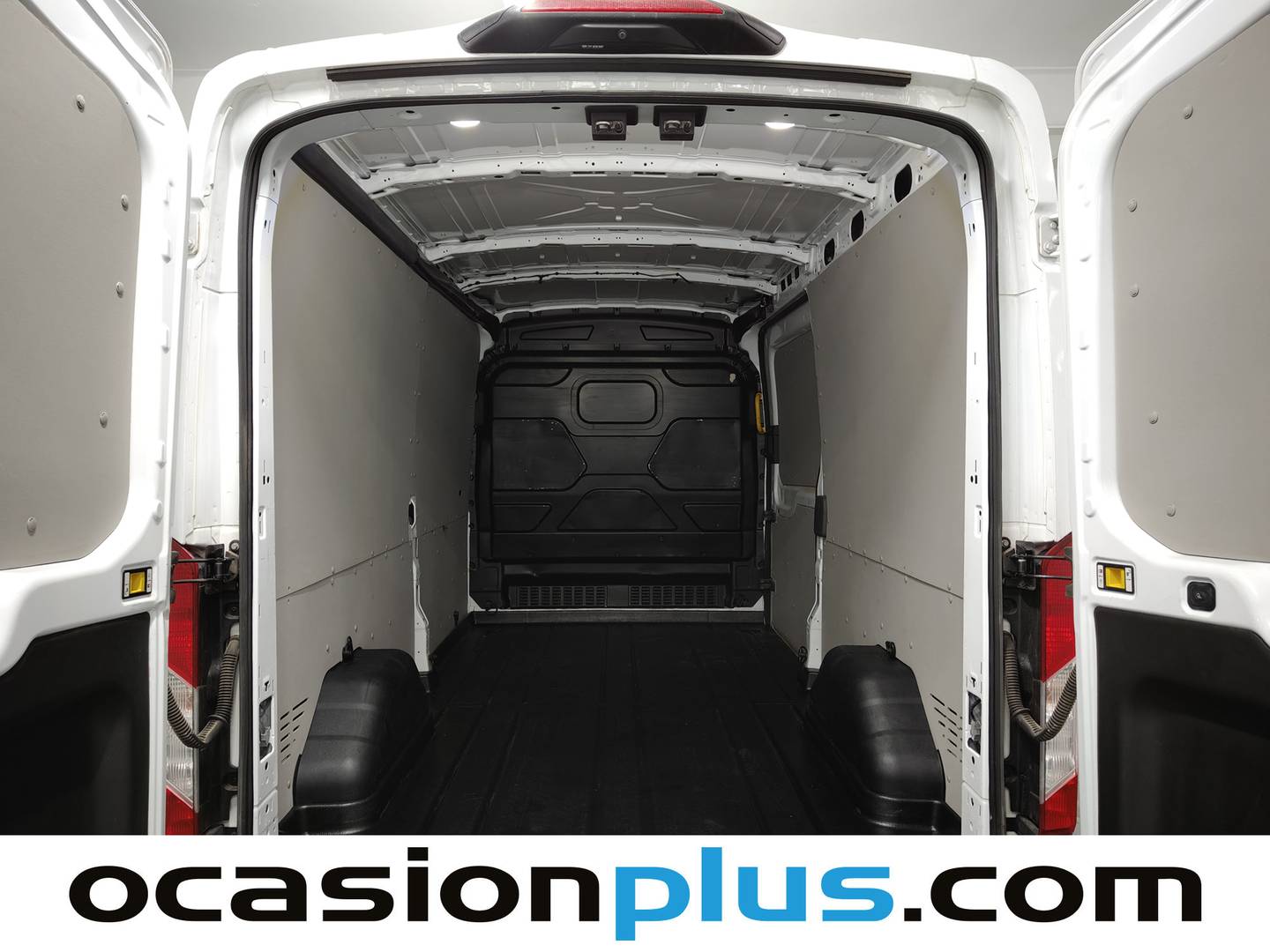 Ford Transit Ford Transit Furgon 350 MHEV L3H2 Trend FWD (170 CV) seminuevo