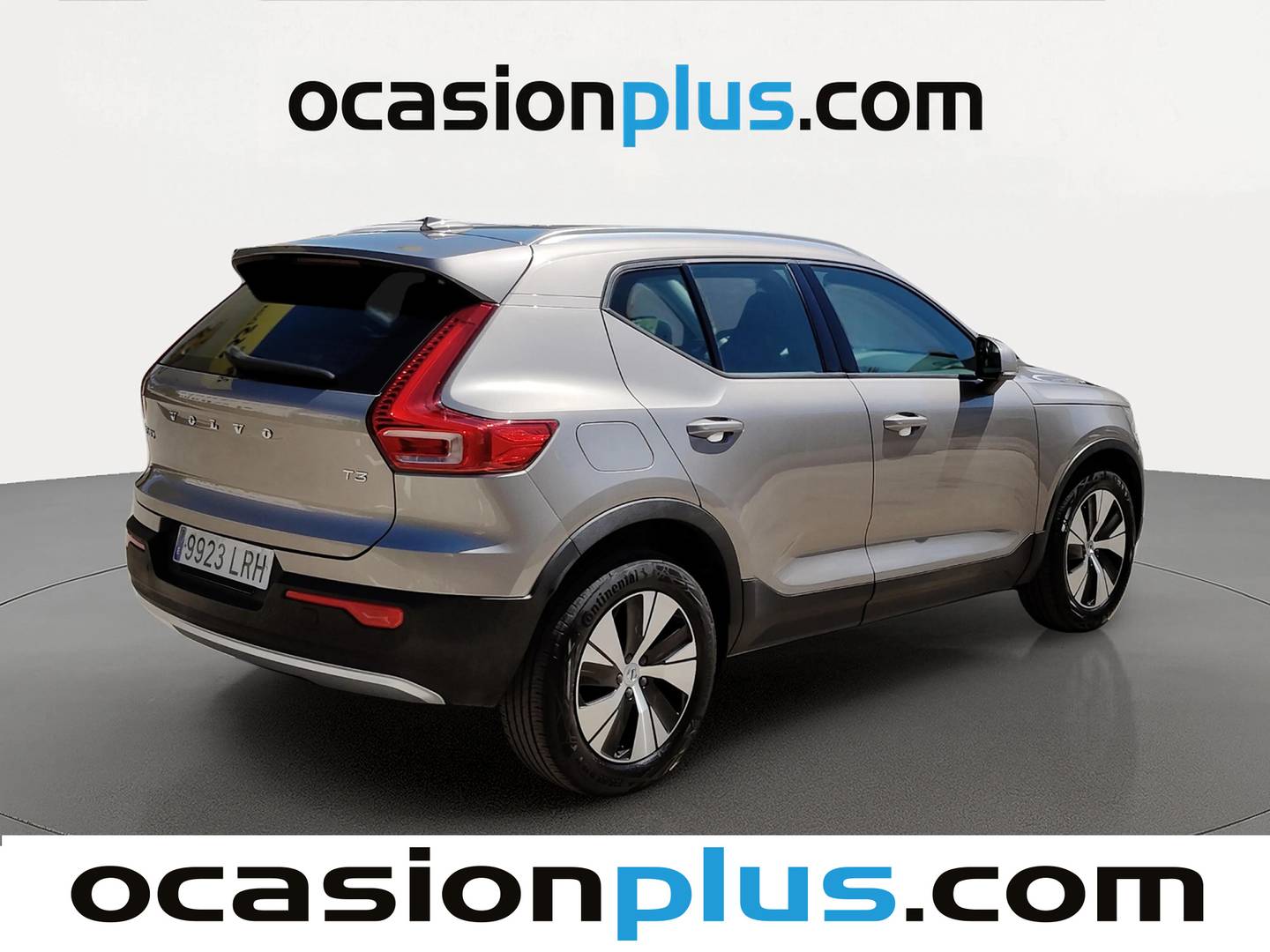 Foto trasera Volvo XC40 Volvo XC40 T3 Momentum Pro Auto  (163 CV) derecha