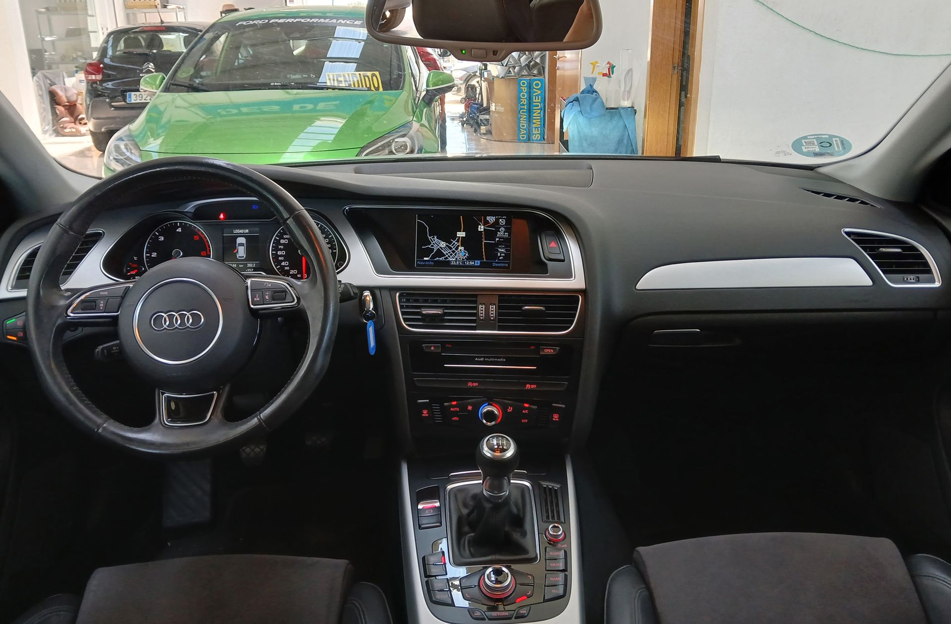 Audi A4 Avant S line edition 2.0 TDI ultra - foto 6