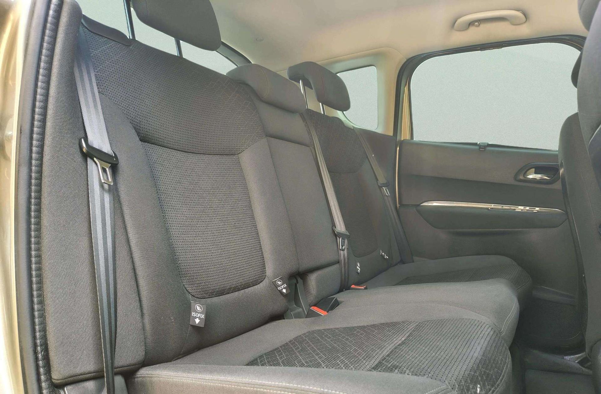 Peugeot 3008 1.2 PureTech Style - foto 12