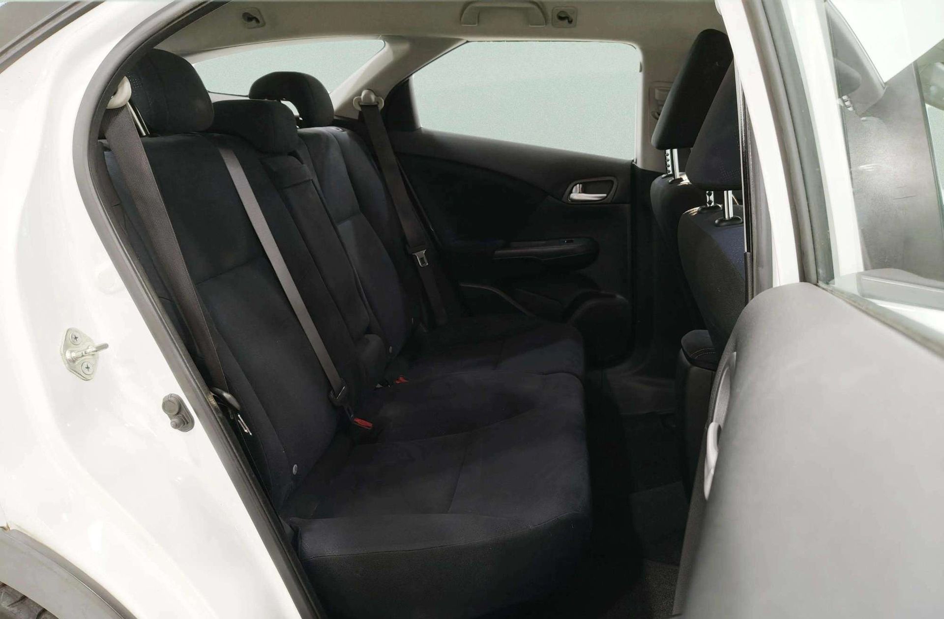 Honda Civic 1.6 i-DTEC Sport - foto 15