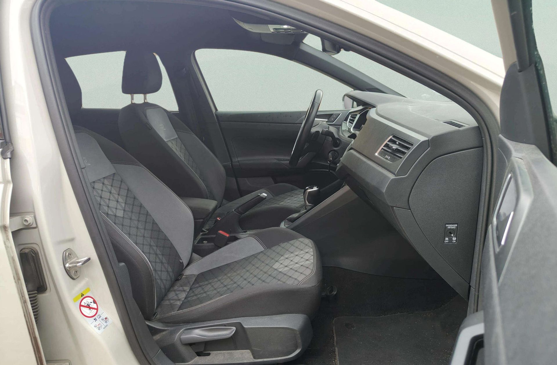Volkswagen Polo R-Line 1.0 TSI DSG - foto 18