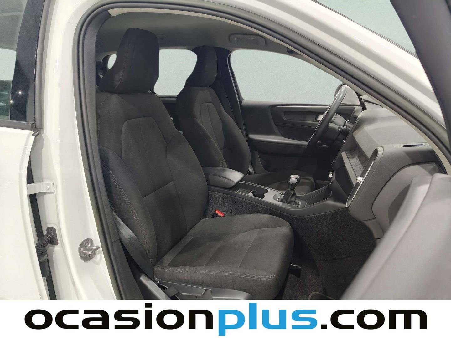 Foto Volvo XC40 Volvo XC40 T2 Essential (129 CV)