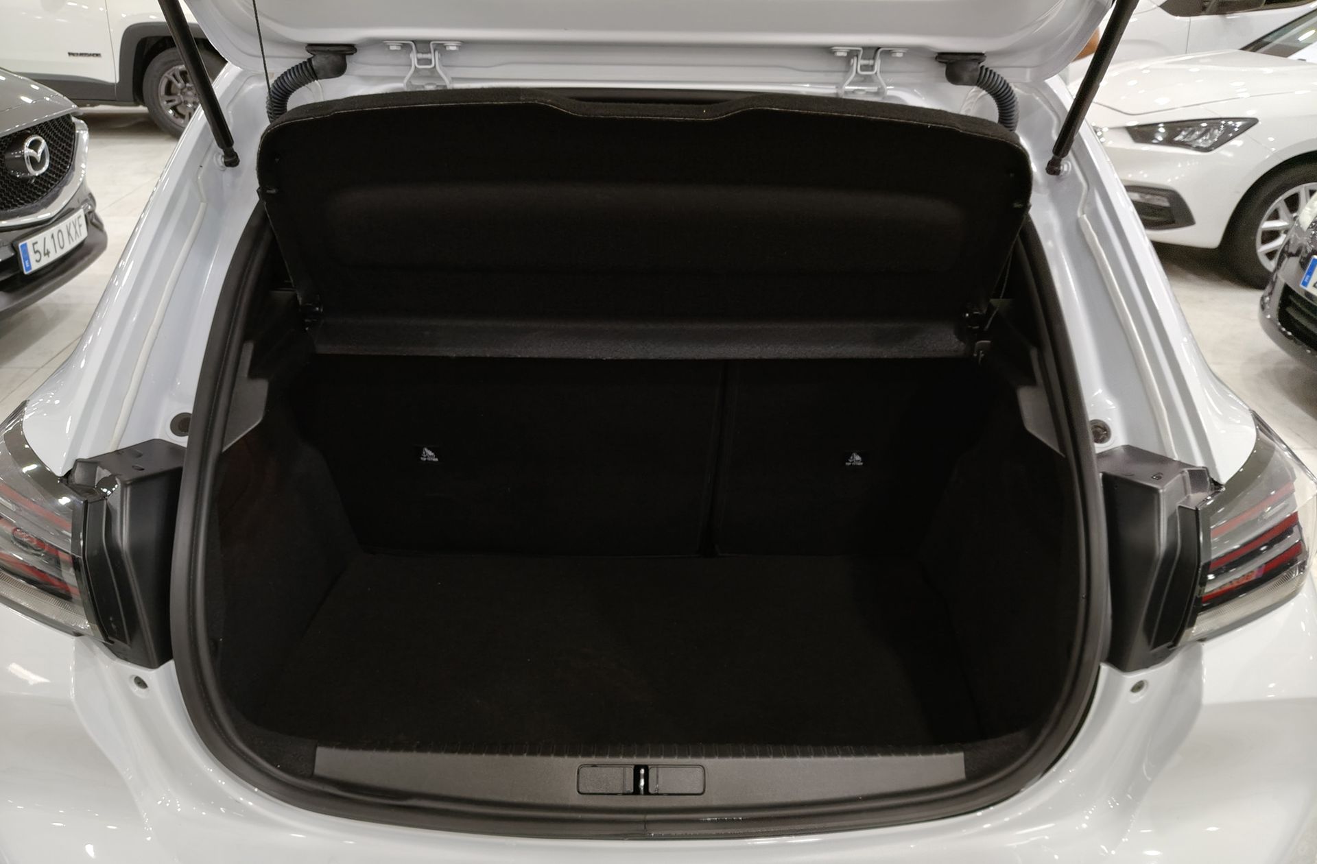 Peugeot 208 PureTech 100 Allure - foto 15