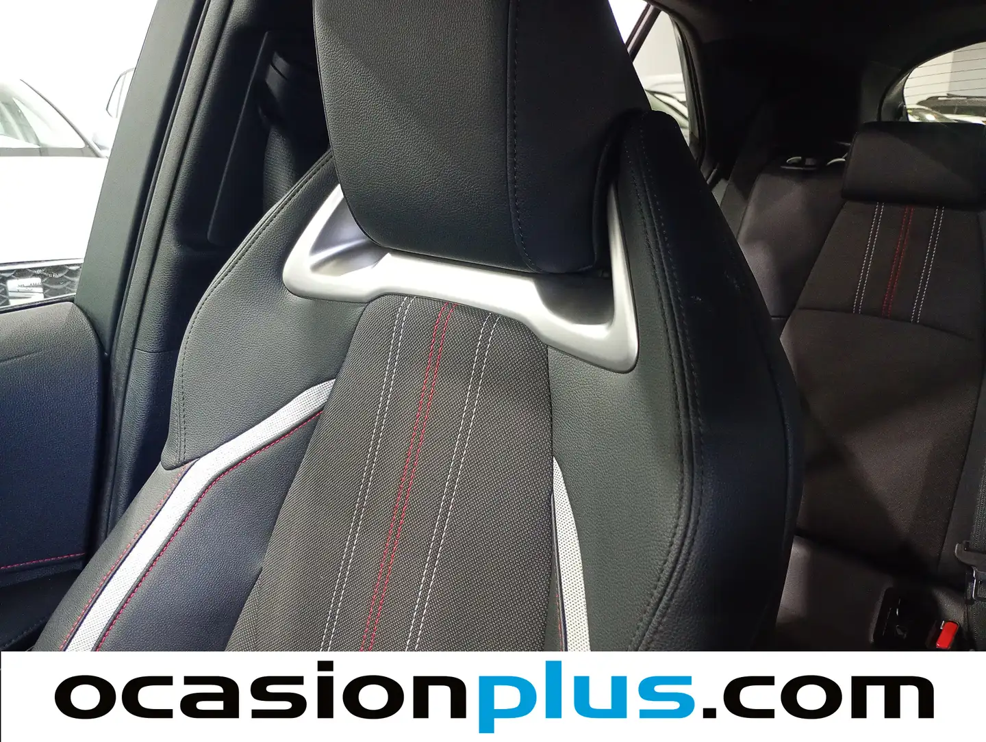 Foto Toyota Corolla Toyota Corolla 180H GR-SPORT E-CVT (184 CV)