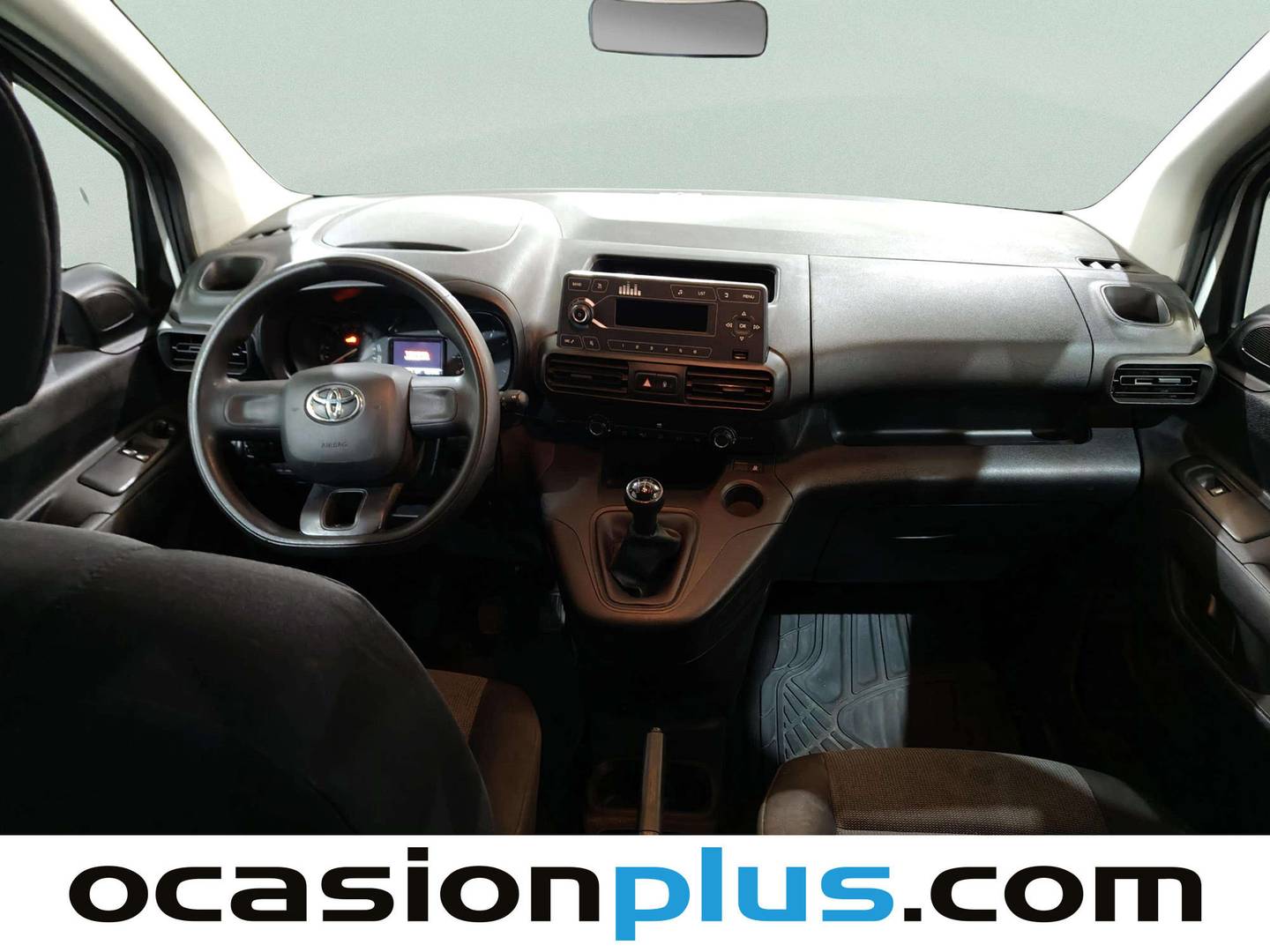 Foto asientos delanteros Toyota Proace City Toyota Proace City 1.5D GX L1 (102 CV)