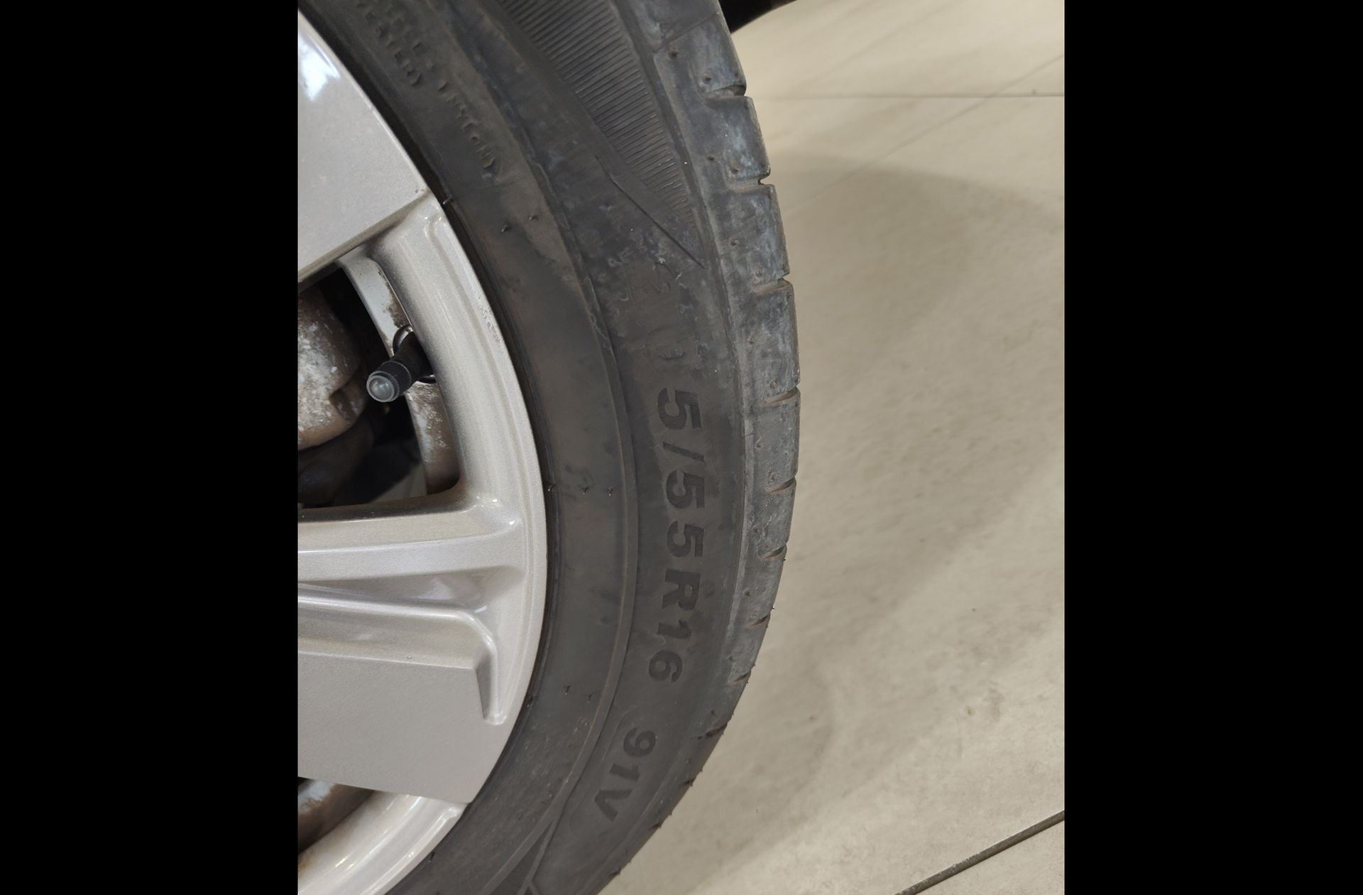 Peugeot 2008 BlueHDi 100 Style - foto 31