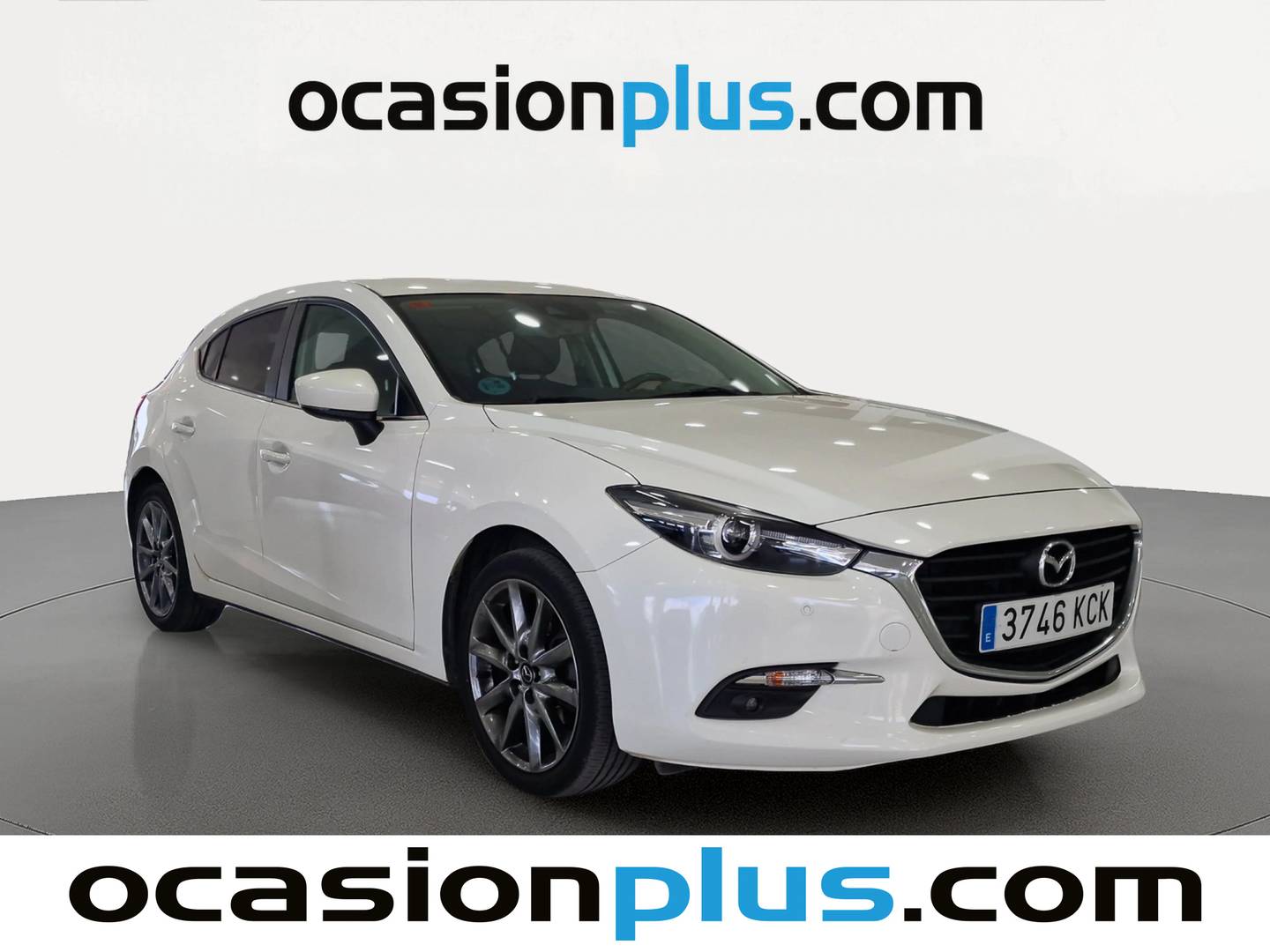 Foto delantera Mazda Mazda3 Mazda Mazda 3 2.0 GE Black Tech Edition MT(120 CV) derecha