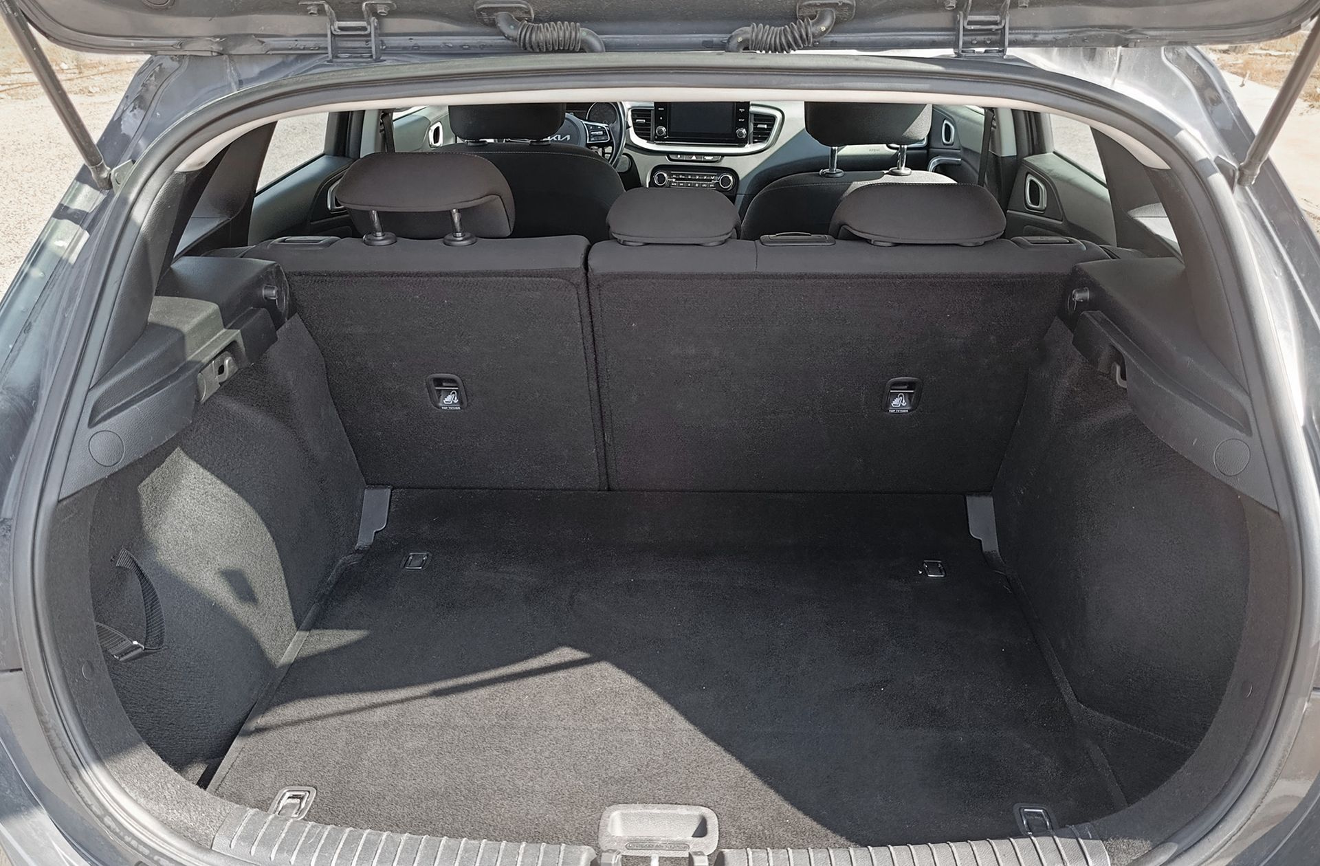 Kia Ceed 1.6 MHEV iMT Drive - foto 16