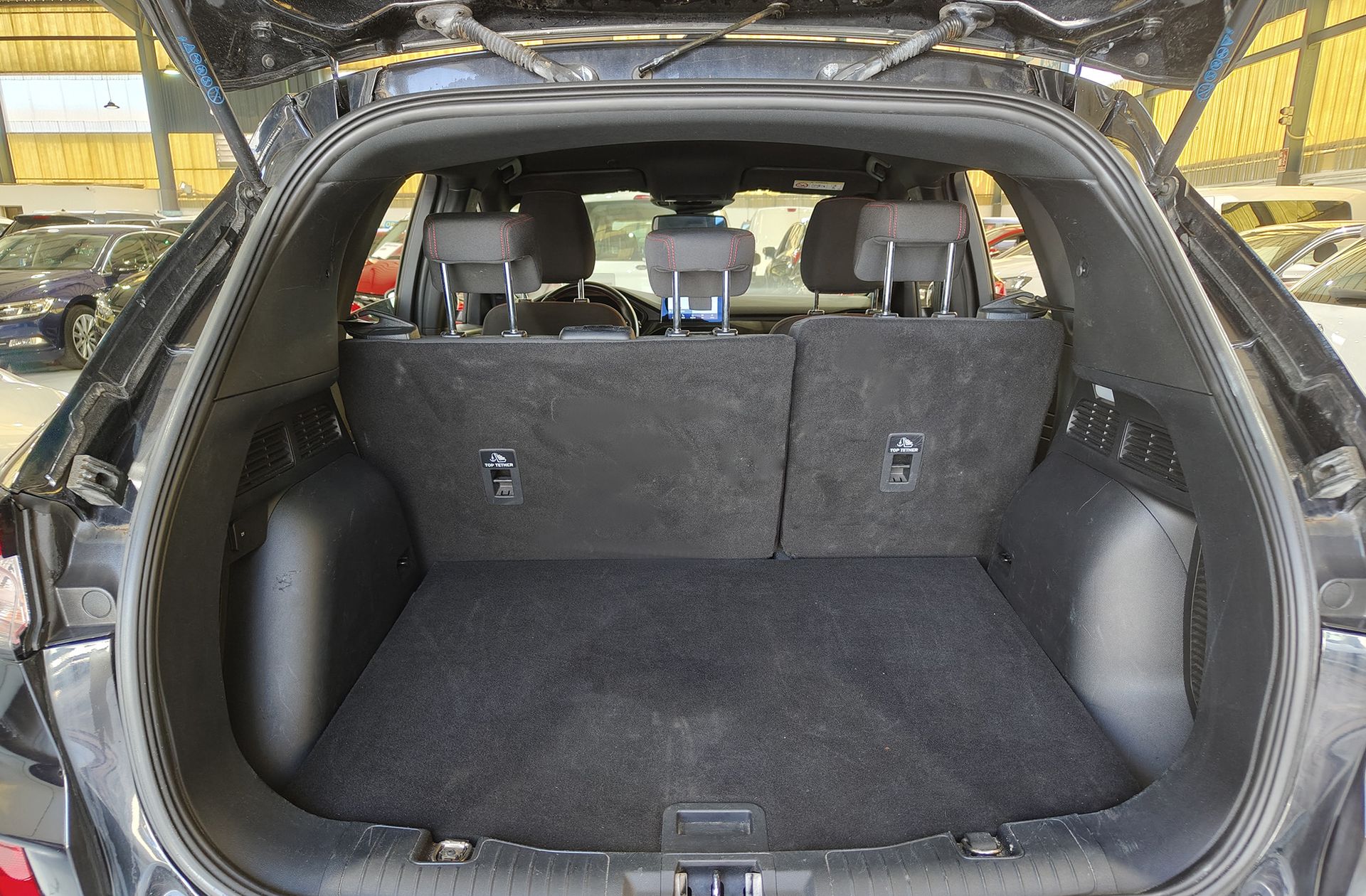Ford Kuga 1.5 EcoBlue ST-Line - foto 17