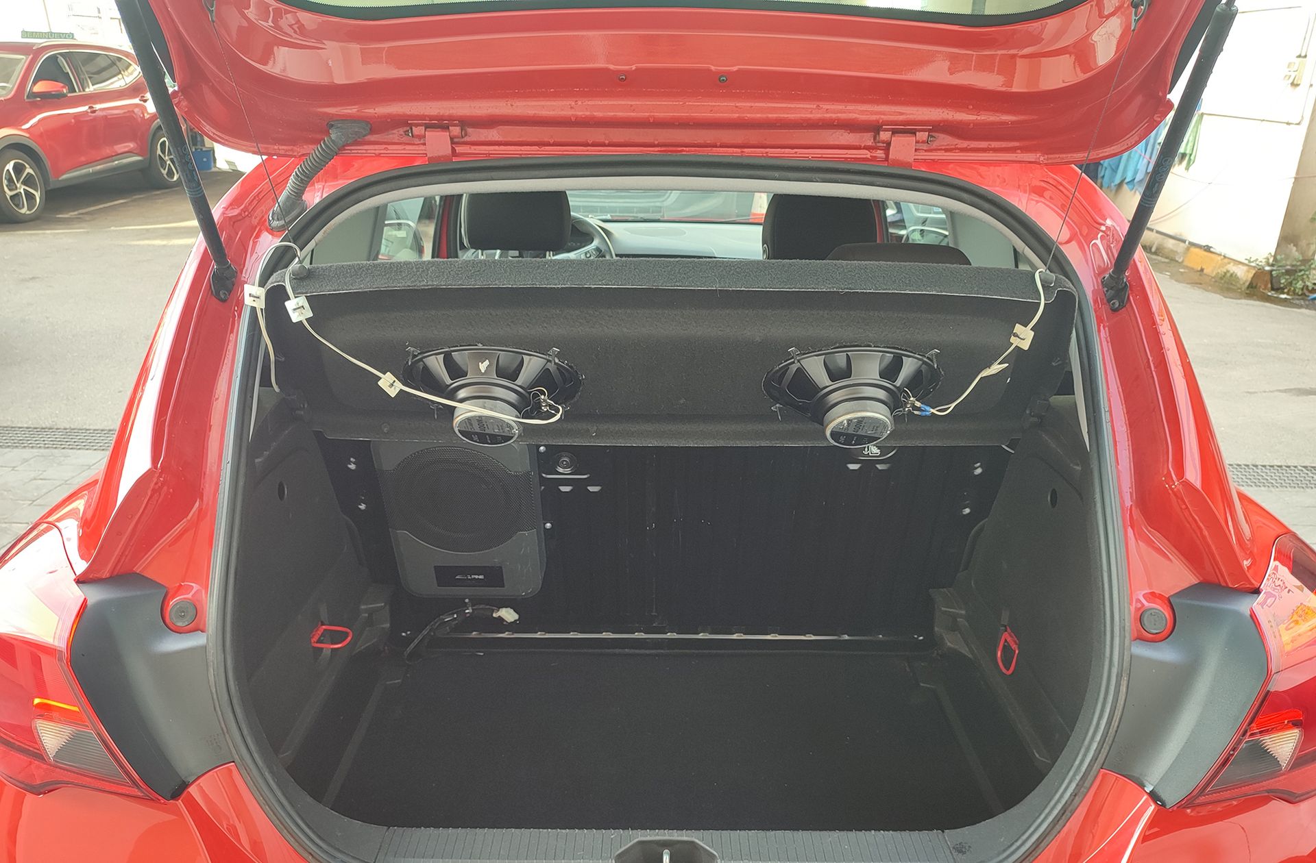 Opel Corsa 1.4 Expression - foto 12