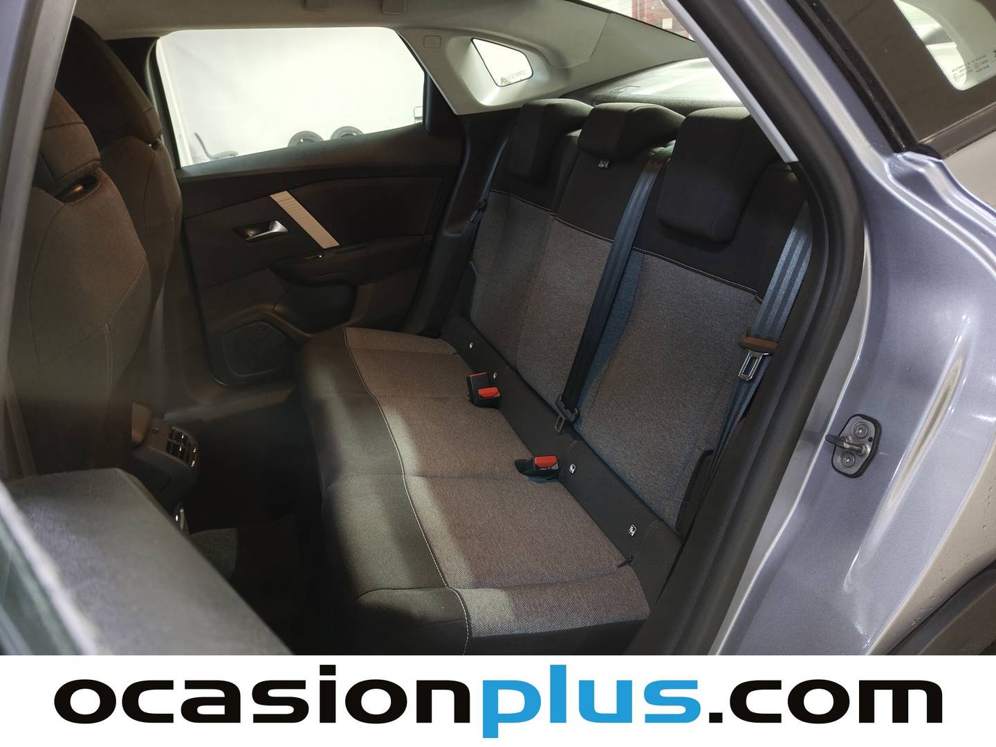 Foto Citroën C4 X Citroen C4 X PureTech 100 S&S 6v You (102 CV)