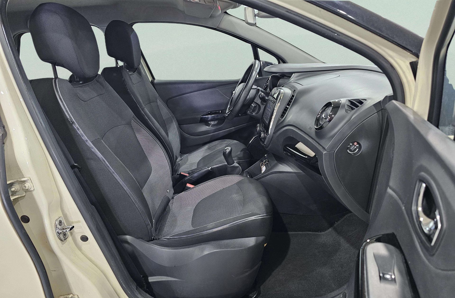 Renault Captur Zen Energy dCi eco2 - foto 16