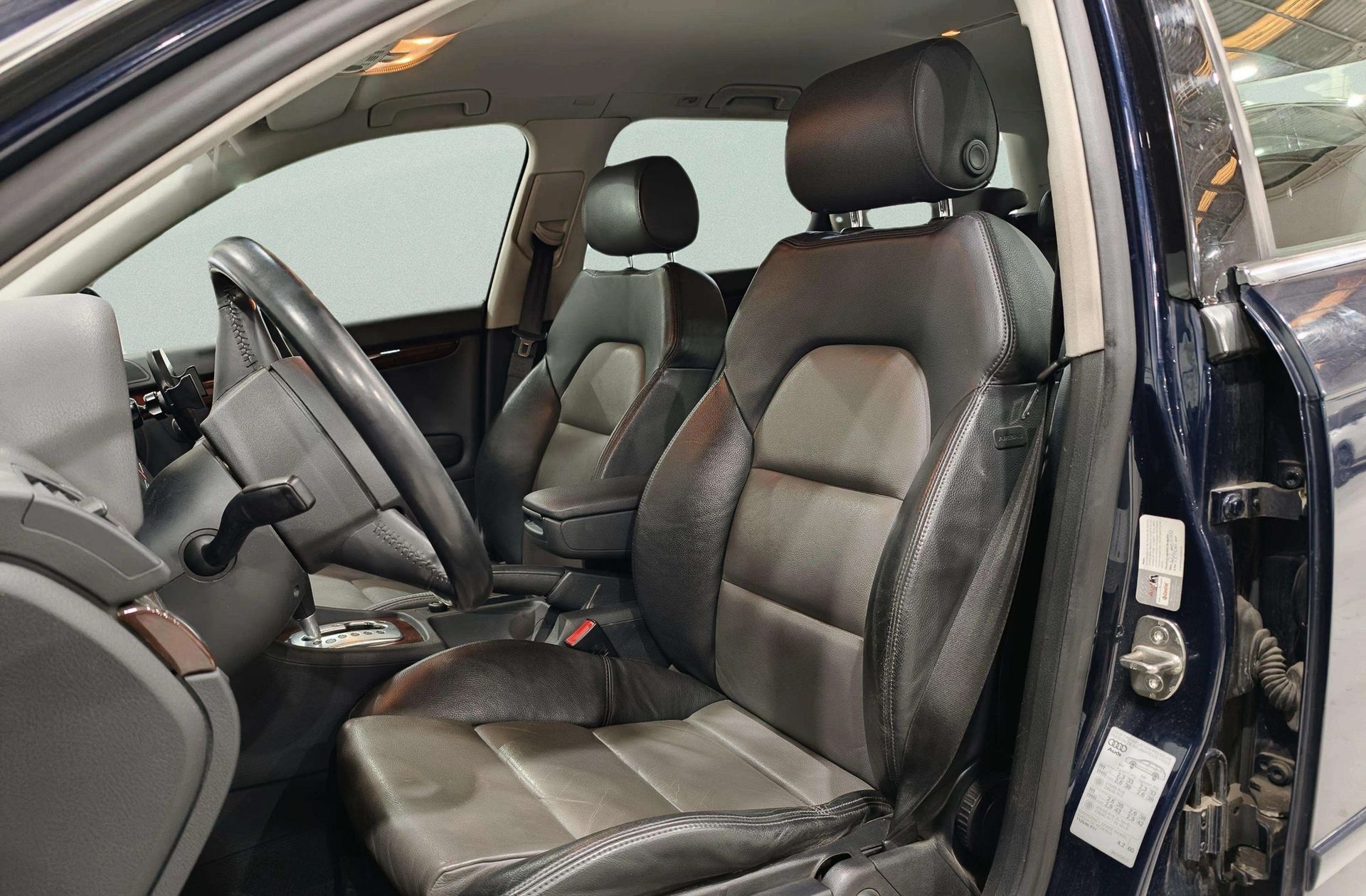 Audi A4 Avant 3.2 FSI quattro Tiptronic - foto 8