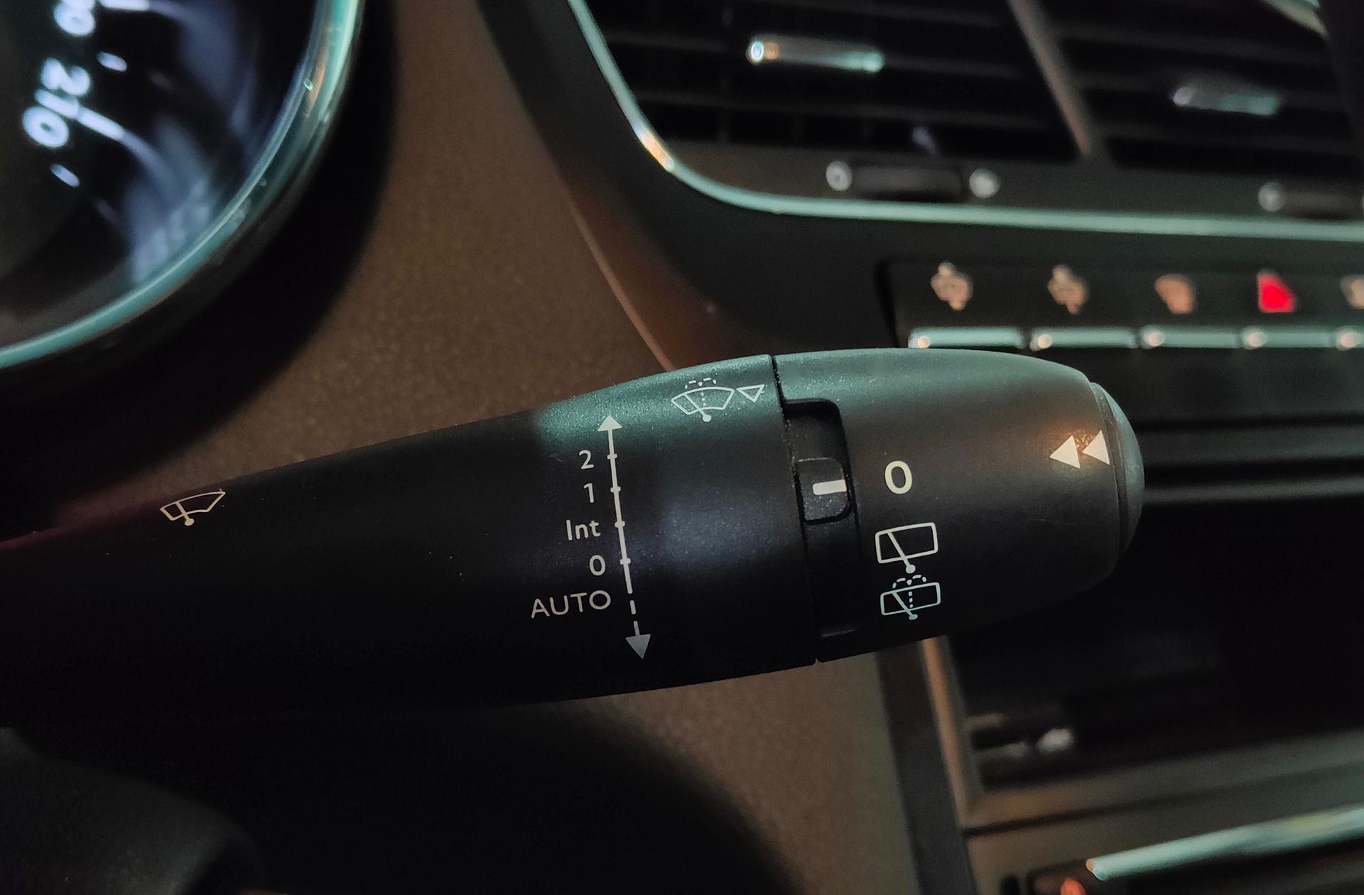 Peugeot 5008 2.0 BlueHDi Allure 7 plazas - foto 31