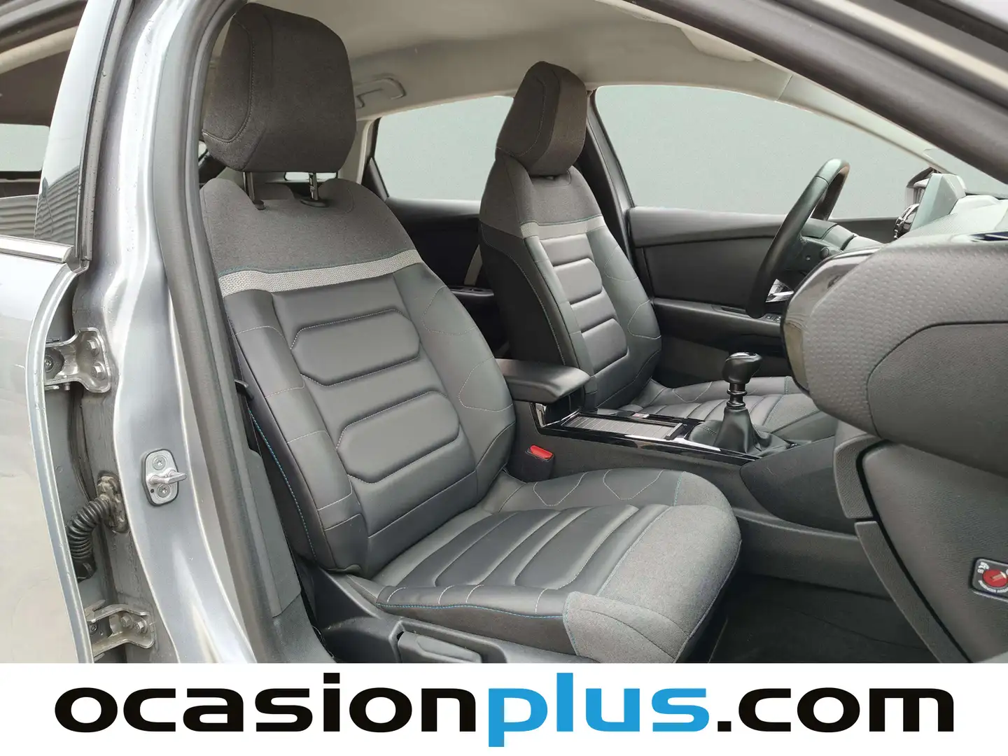 Foto Citroën C4 Citroen C4 PureTech 130 S&S Shine  (130 CV)