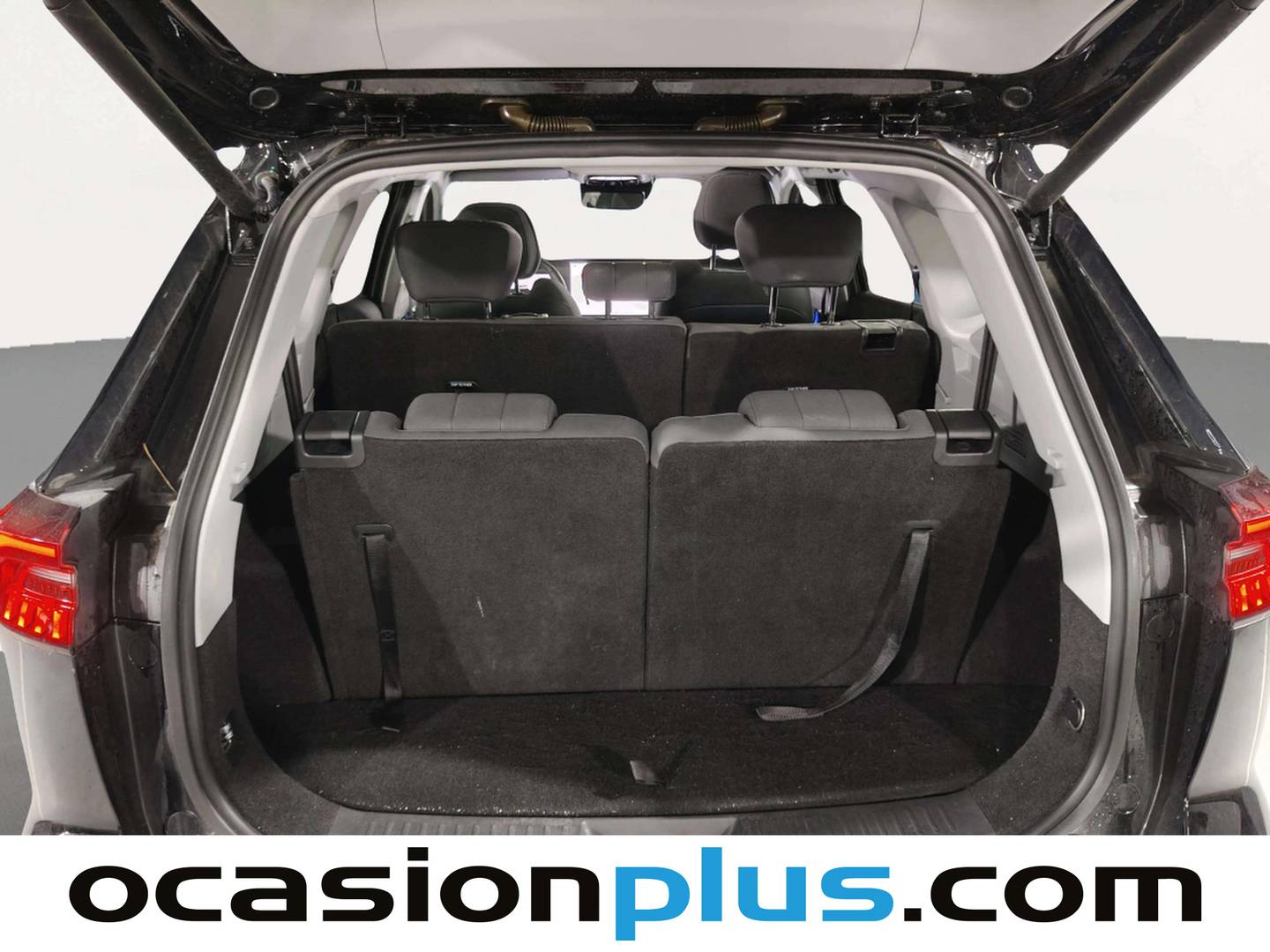 Foto EBRO S800 EBRO S800 1.6 TGDI Luxury DCT (147 CV) 7 Plazas siete plazas