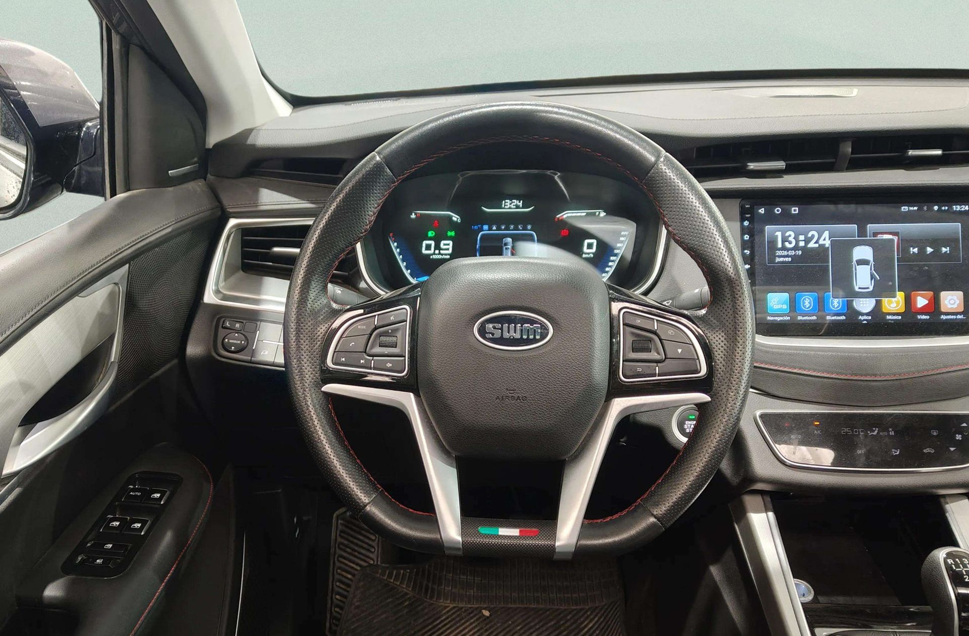 SWM G01 1.5T Luxury - foto 19