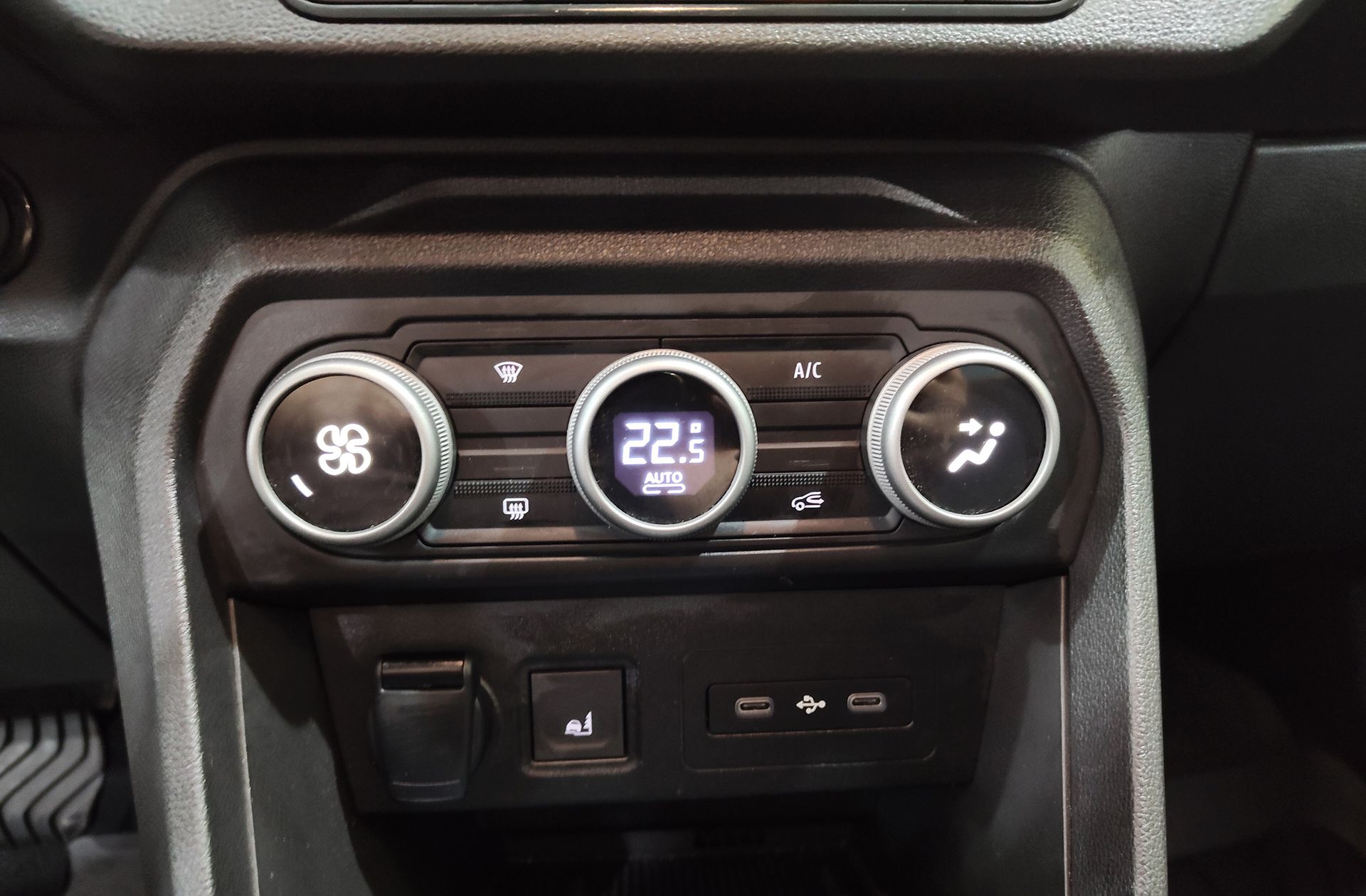 Dacia Jogger Extreme Hybrid 7 plazas - foto 31