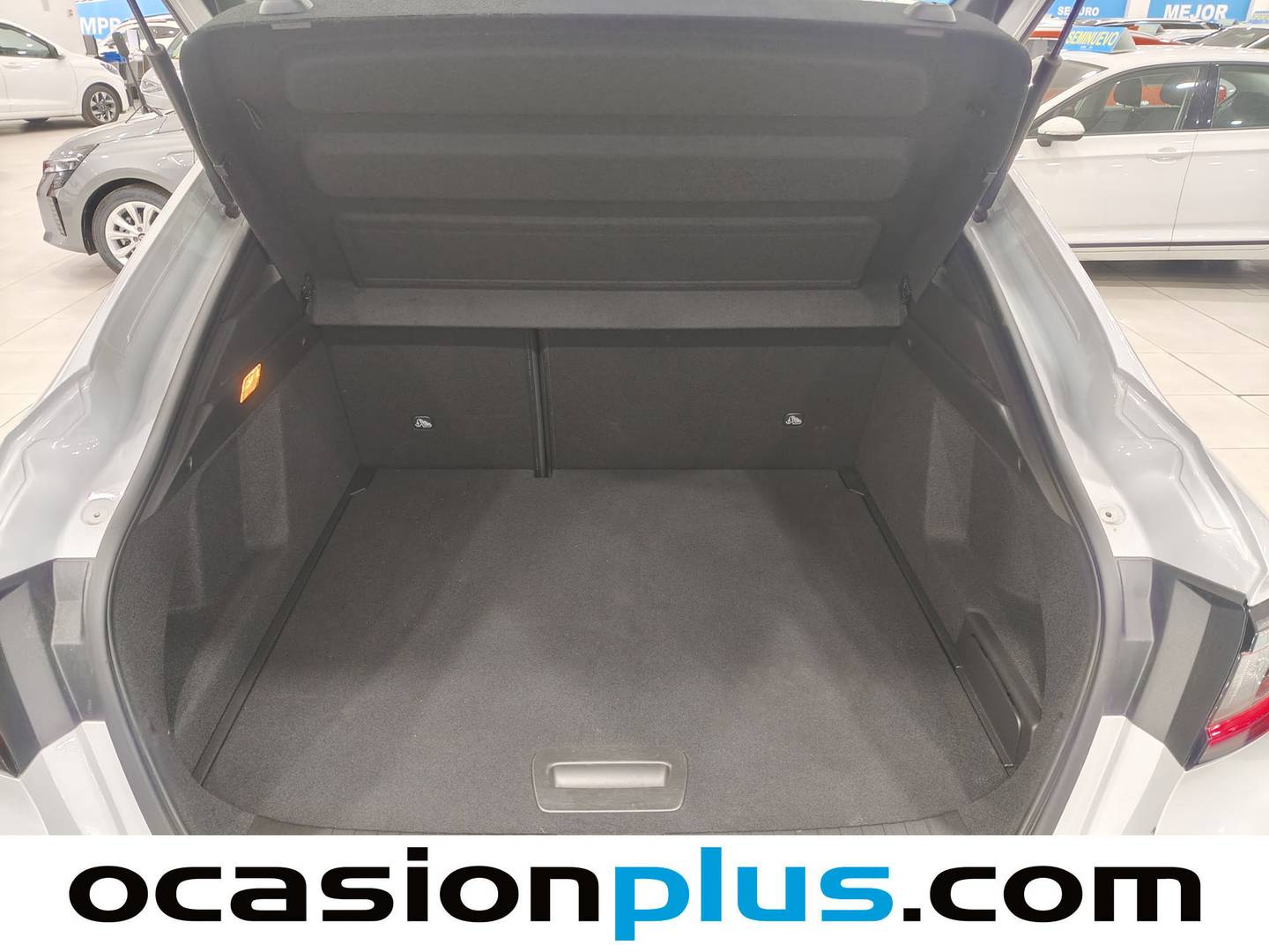 Foto Renault Arkana Renault Arkana Esprit Alpine E-TECH Híbrido 107 kW (145 CV)