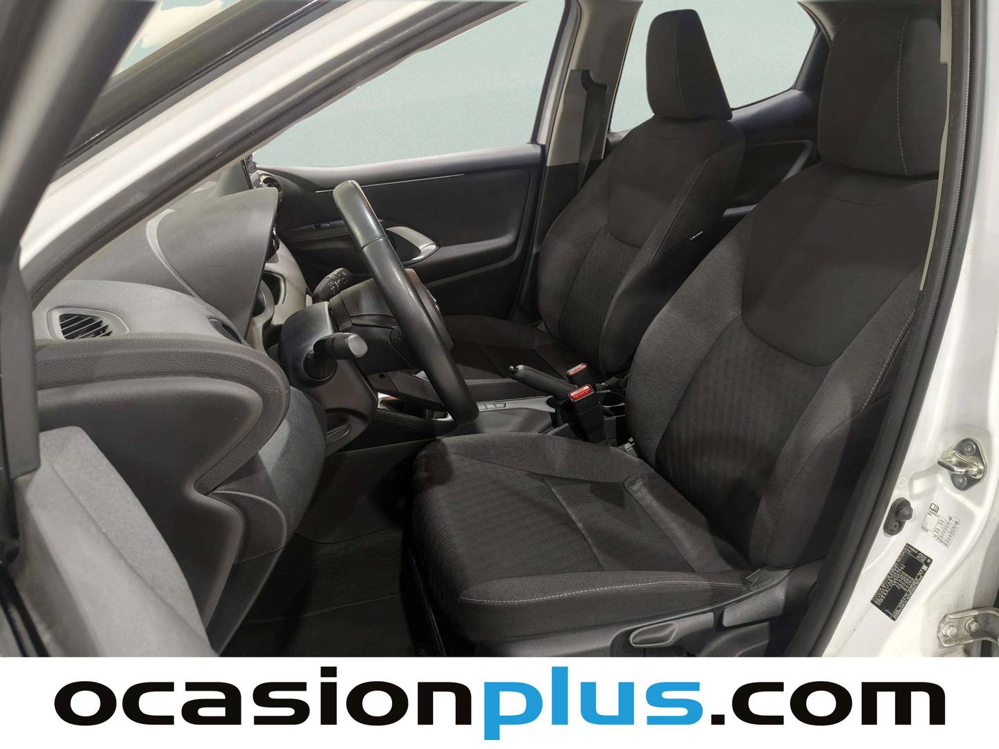 Foto asientos delanteros Toyota Yaris Toyota Yaris 1.5 S-Edition (125 CV)