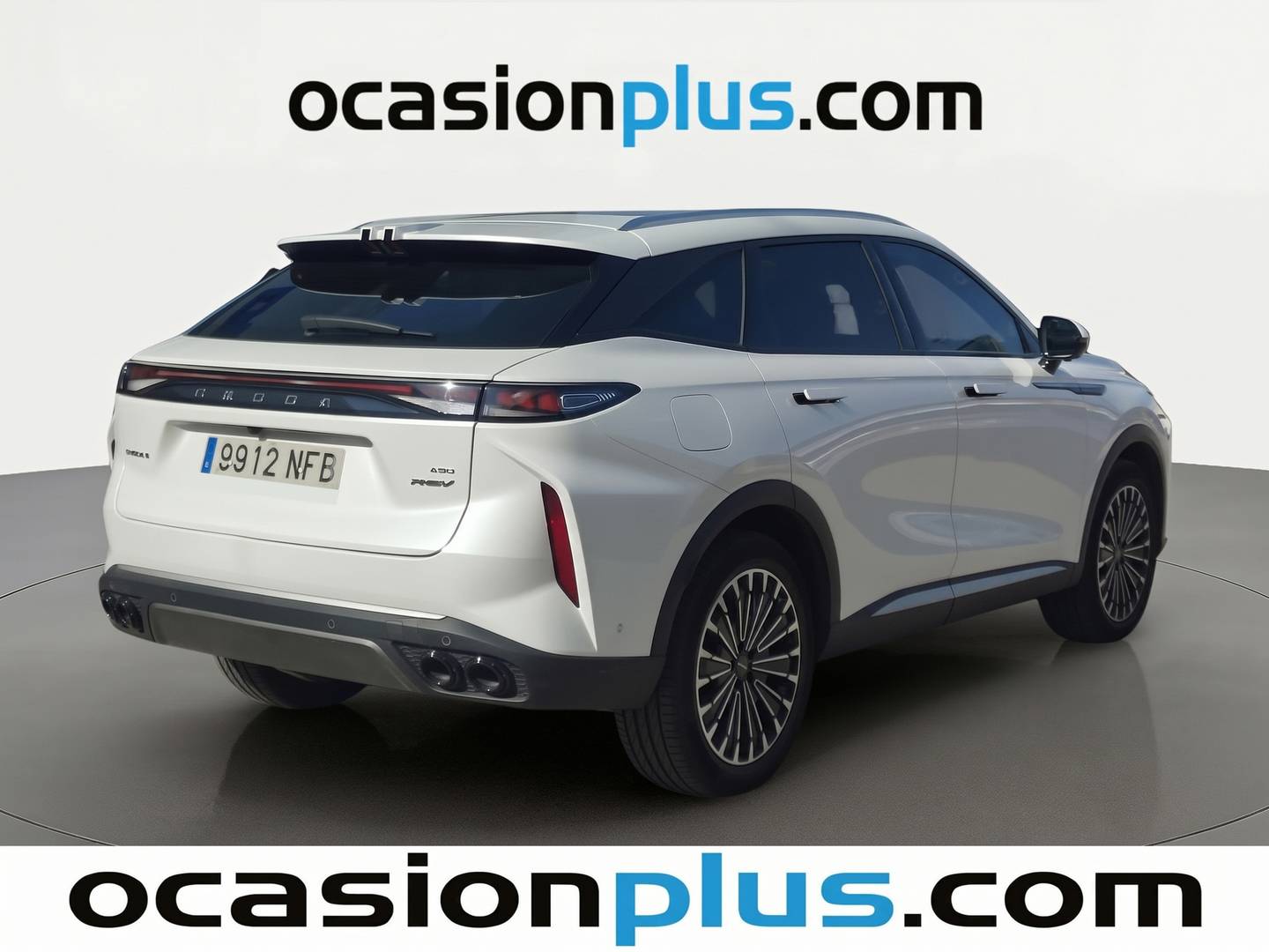 Foto trasera OMODA 9 OMODA 9 1.5 TGDI SHS Premium AWD (537 CV) derecha