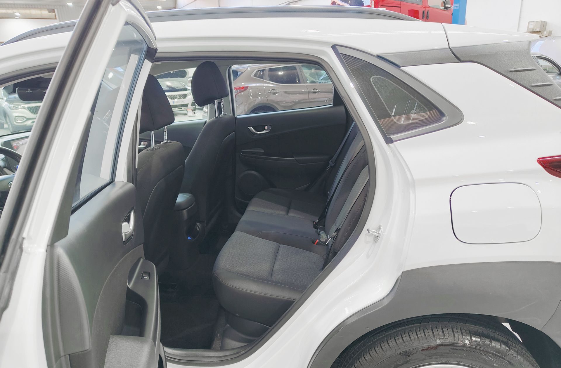 Hyundai Kona 1.0 T-GDi 48V Maxx 4x2 - foto 11