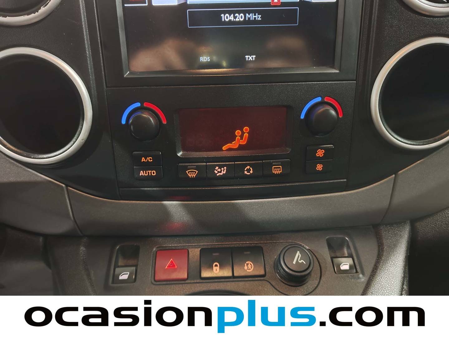 Extras del Citroën Berlingo Citroen Berlingo Combi BlueHDi 100 Multispace 20 Aniversario (100 CV)