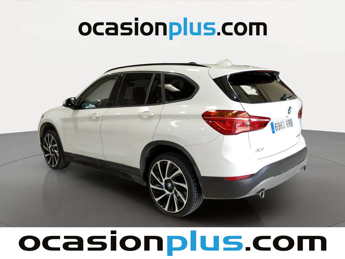 Foto trasera BMW X1 BMW X1 sDrive18d (150 CV) derecha