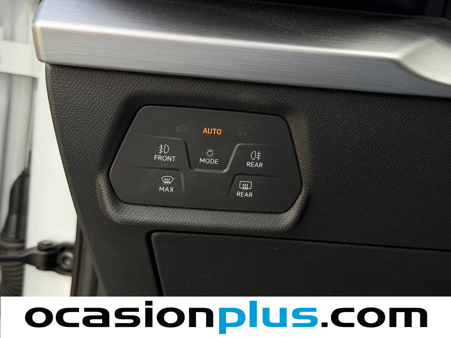 Seat León Seat León 1.0 TSI S&S FR 25 Aniversario (110 CV) de ocasión