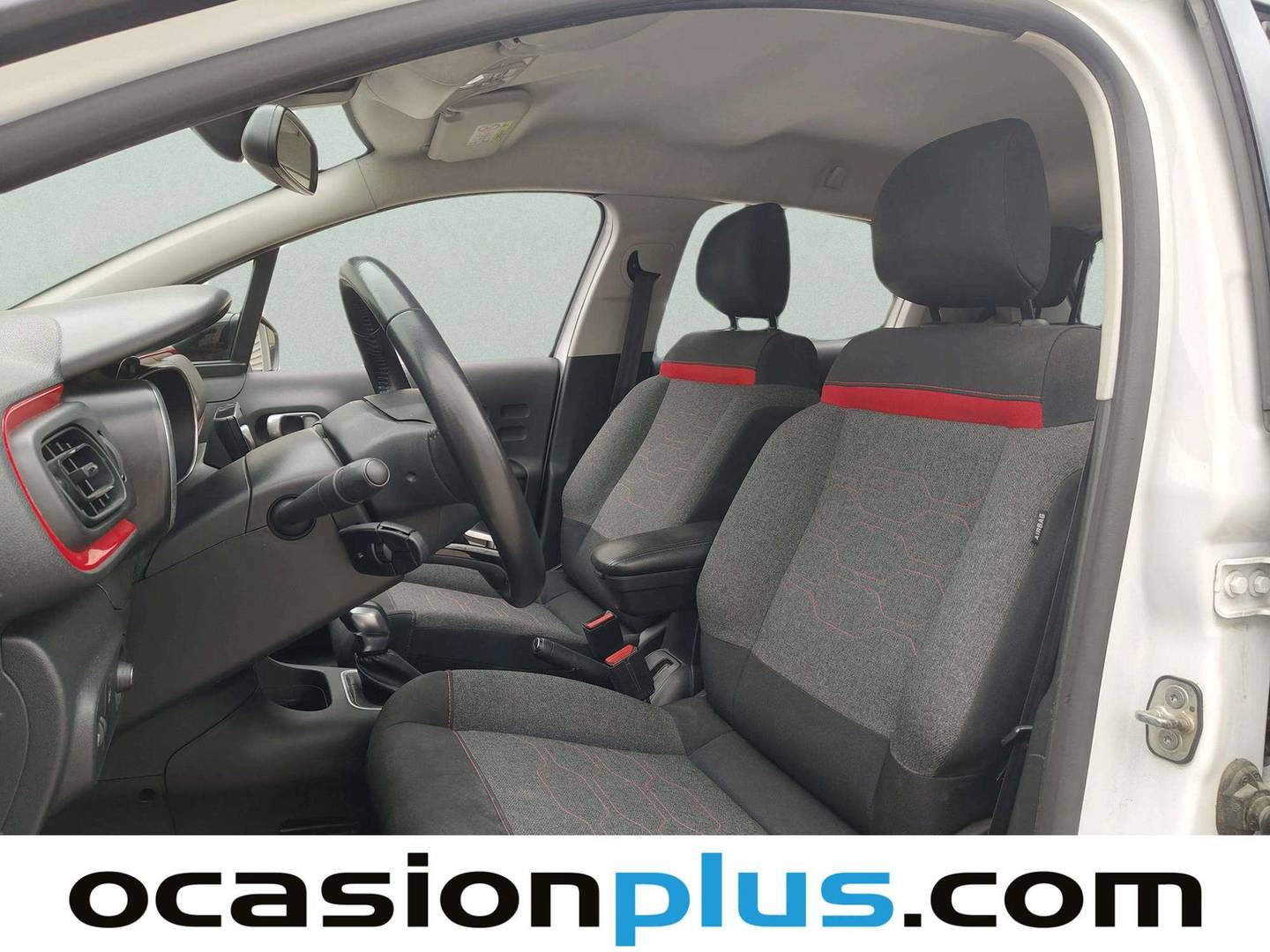 Foto asientos delanteros Citroën C3 Citroen C3 PureTech 110 S&S Shine EAT6 (110 CV)