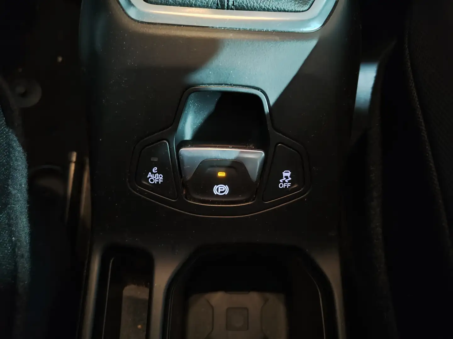 Foto Jeep Renegade Jeep Renegade eHybrid 1.5 Limited ATX (130 CV)