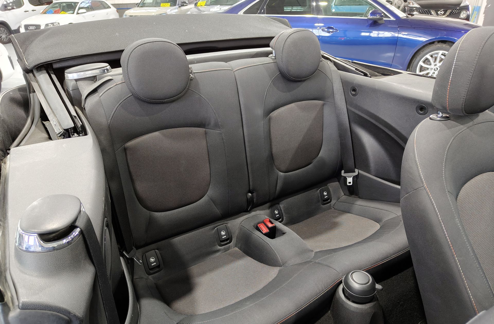 MINI Cooper Cabrio D - foto 17