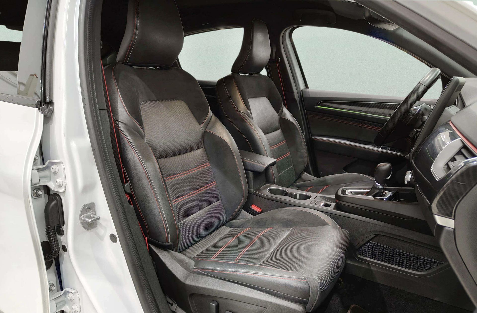 Renault Arkana RS Line TCe EDC Microhíbrido - foto 25