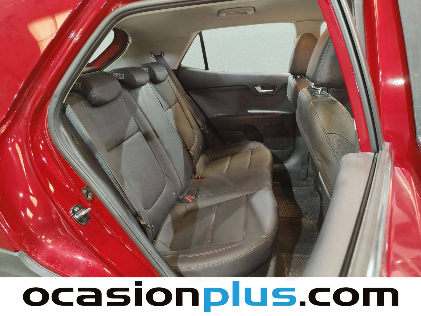 Foto KIA Stonic Kia Stonic 1.0 T-GDi Black Edition (100 CV)