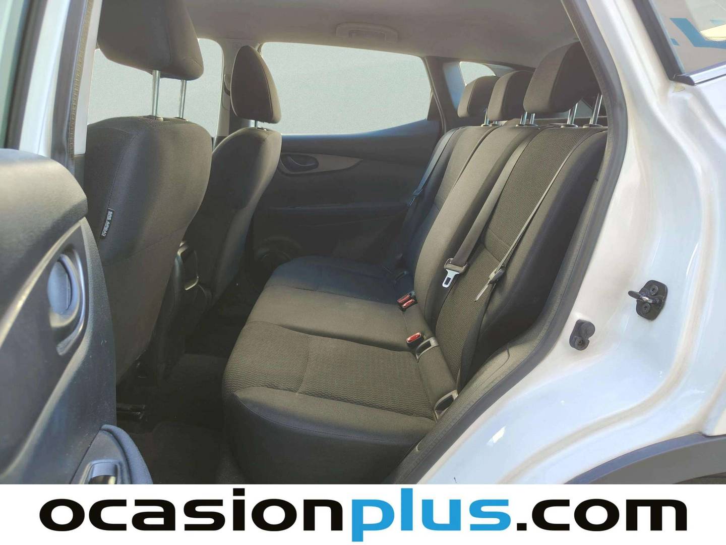 Foto asientos traseros Nissan QASHQAI Nissan Qashqai dCi 130 Visia 4x4-i (130 CV)