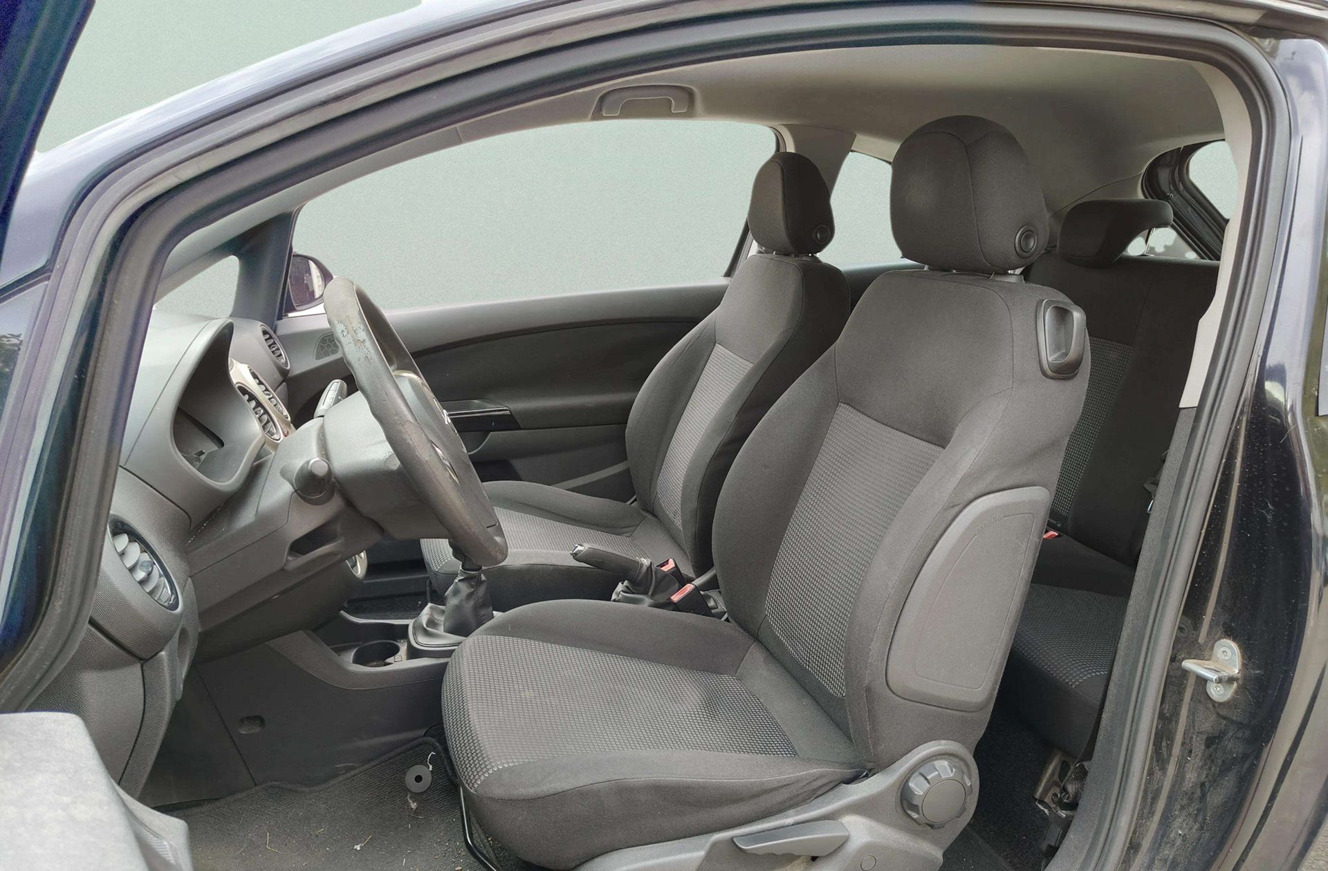 Opel Corsa 1.2 Essentia - foto 8