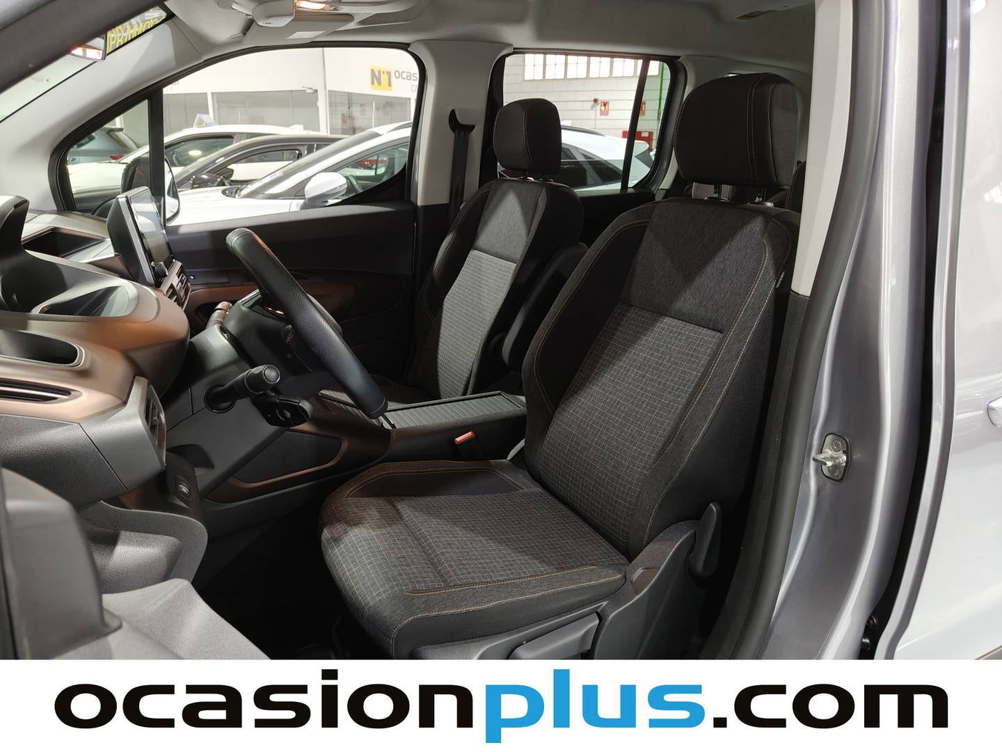 Foto Peugeot Rifter Peugeot Rifter BlueHDi 130 GT Business Standard  (130 CV)