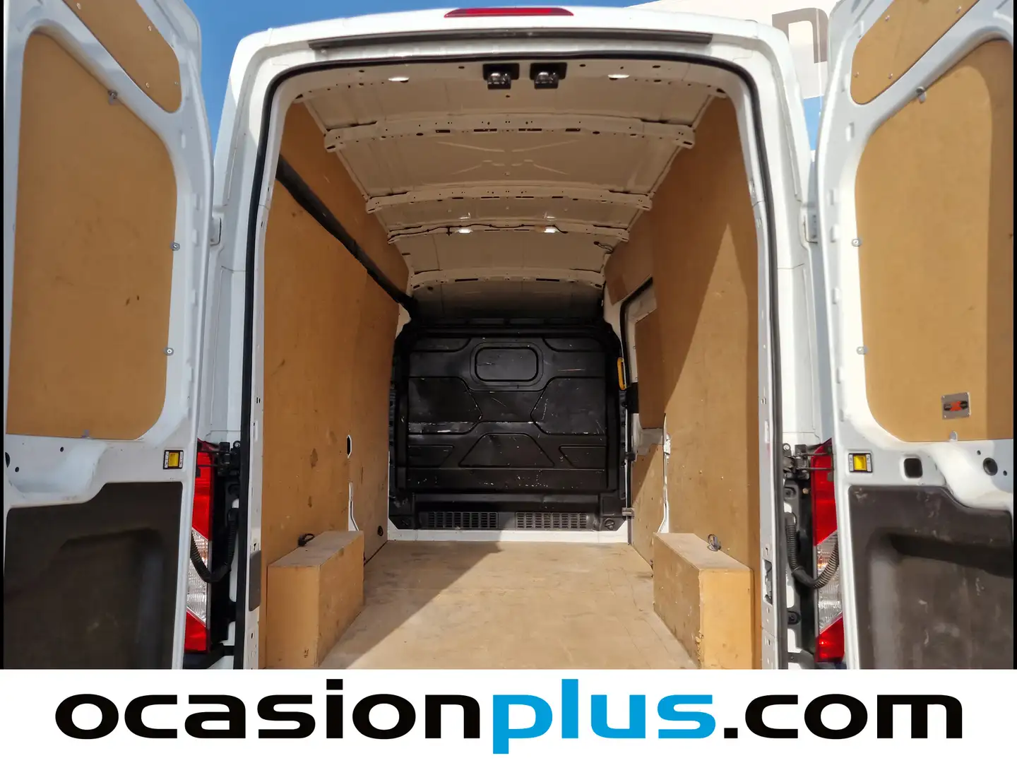 Foto Ford Transit Ford Transit Furgon 350 L3H2 Trend (130 CV)