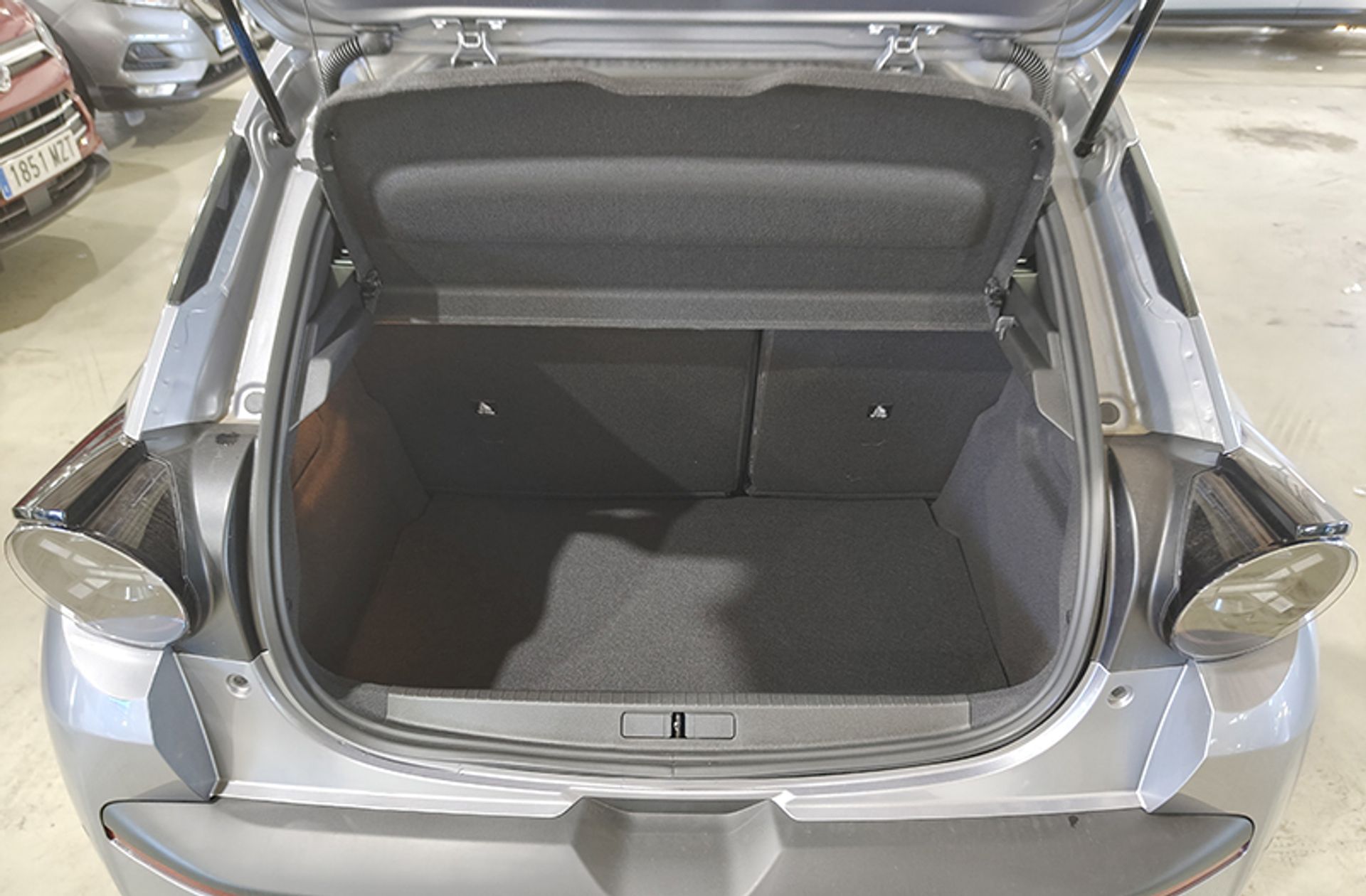 Lancia Ypsilon Hybrid - foto 16