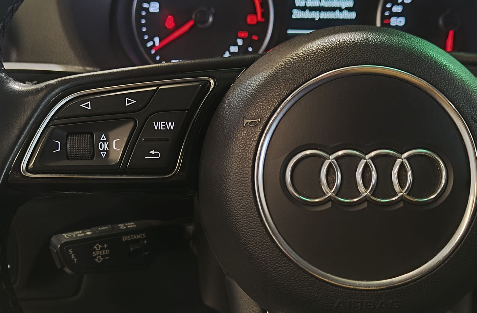 Audi Q2 30 TDI - foto 23
