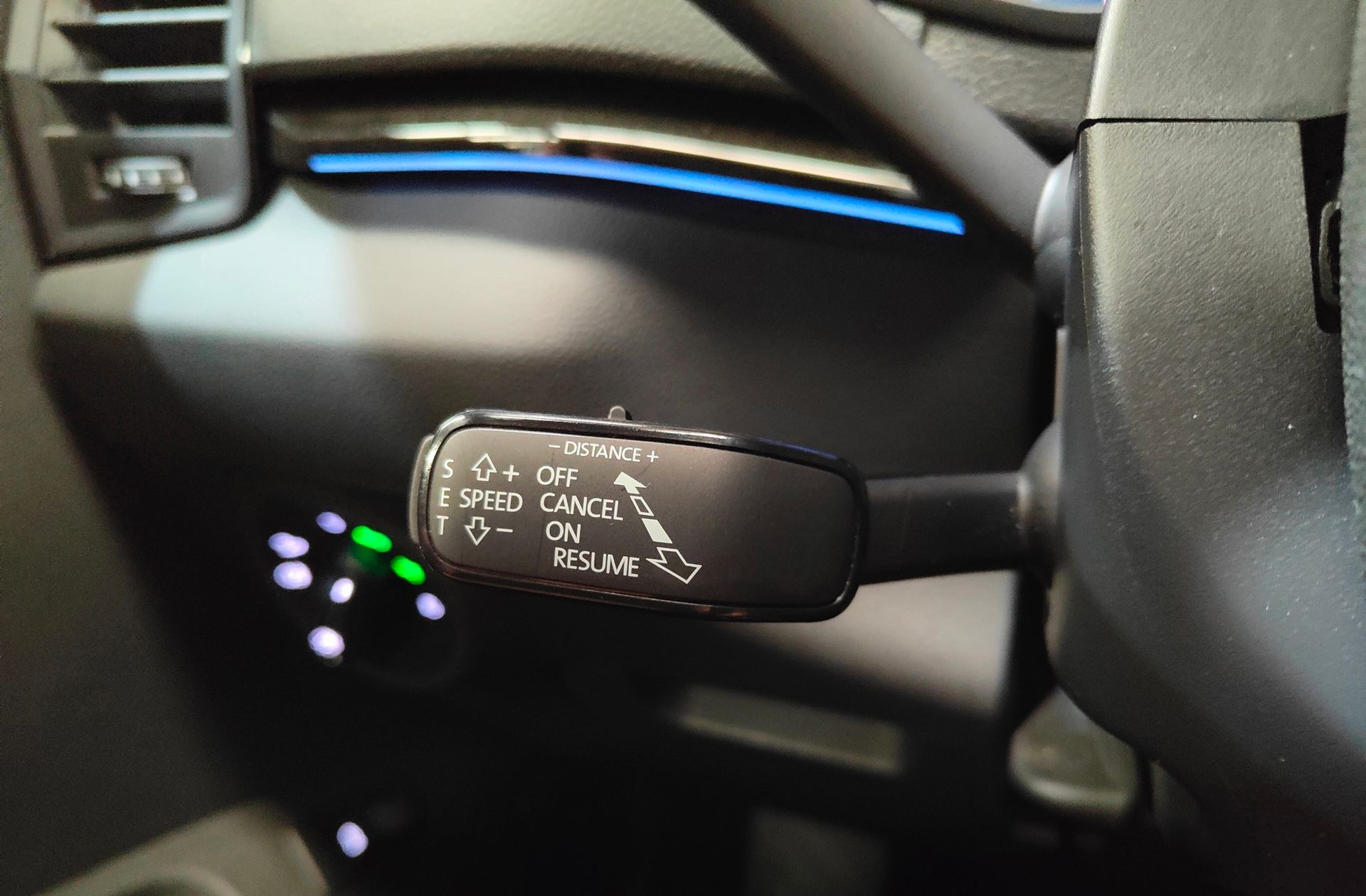 Škoda Karoq 1.5 TSI ACT Sportline DSG - foto 30