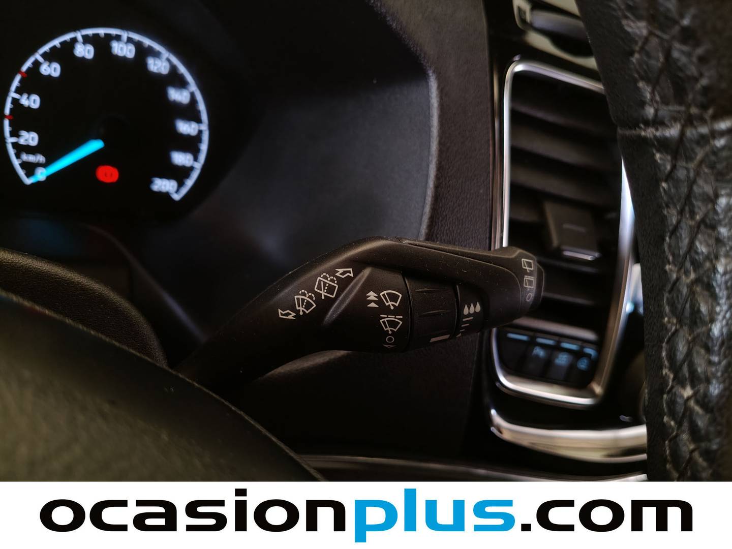 Foto Ford Tourneo Custom Ford Tourneo Custom 2.0 TDCI L1 Titanium Auto (130 CV) 8 Plazas